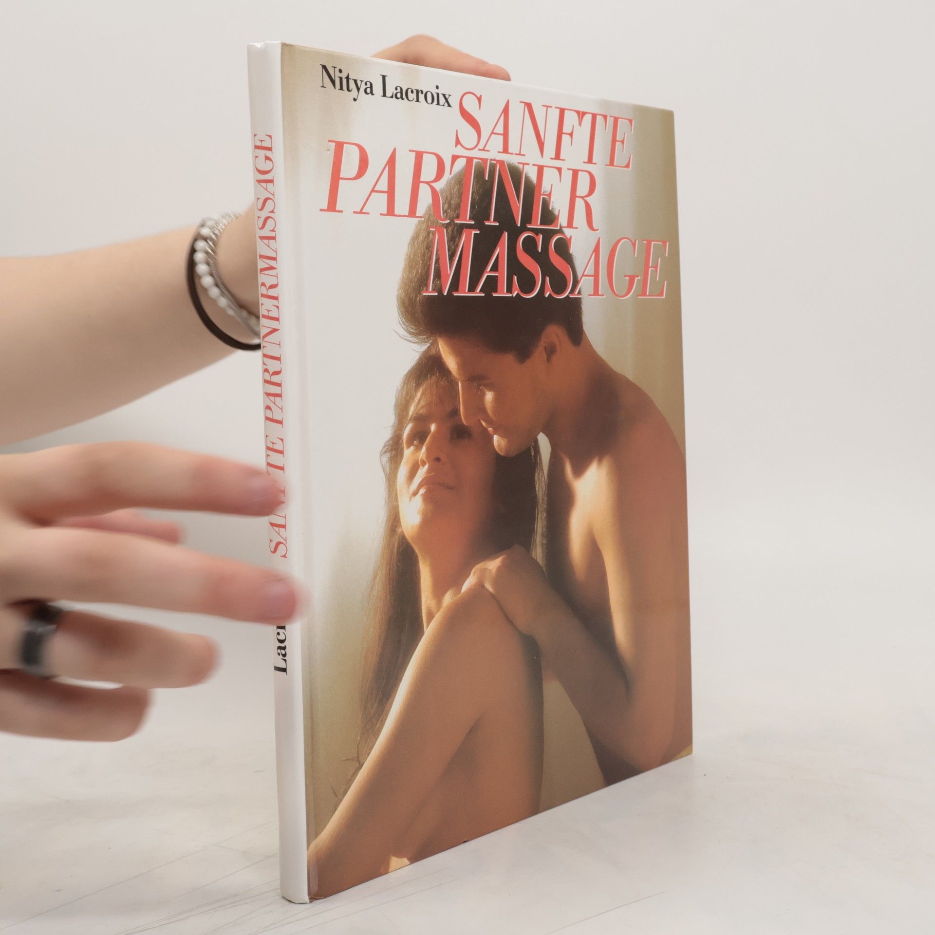 Nitya Lacroix Sanfte Partner Massage