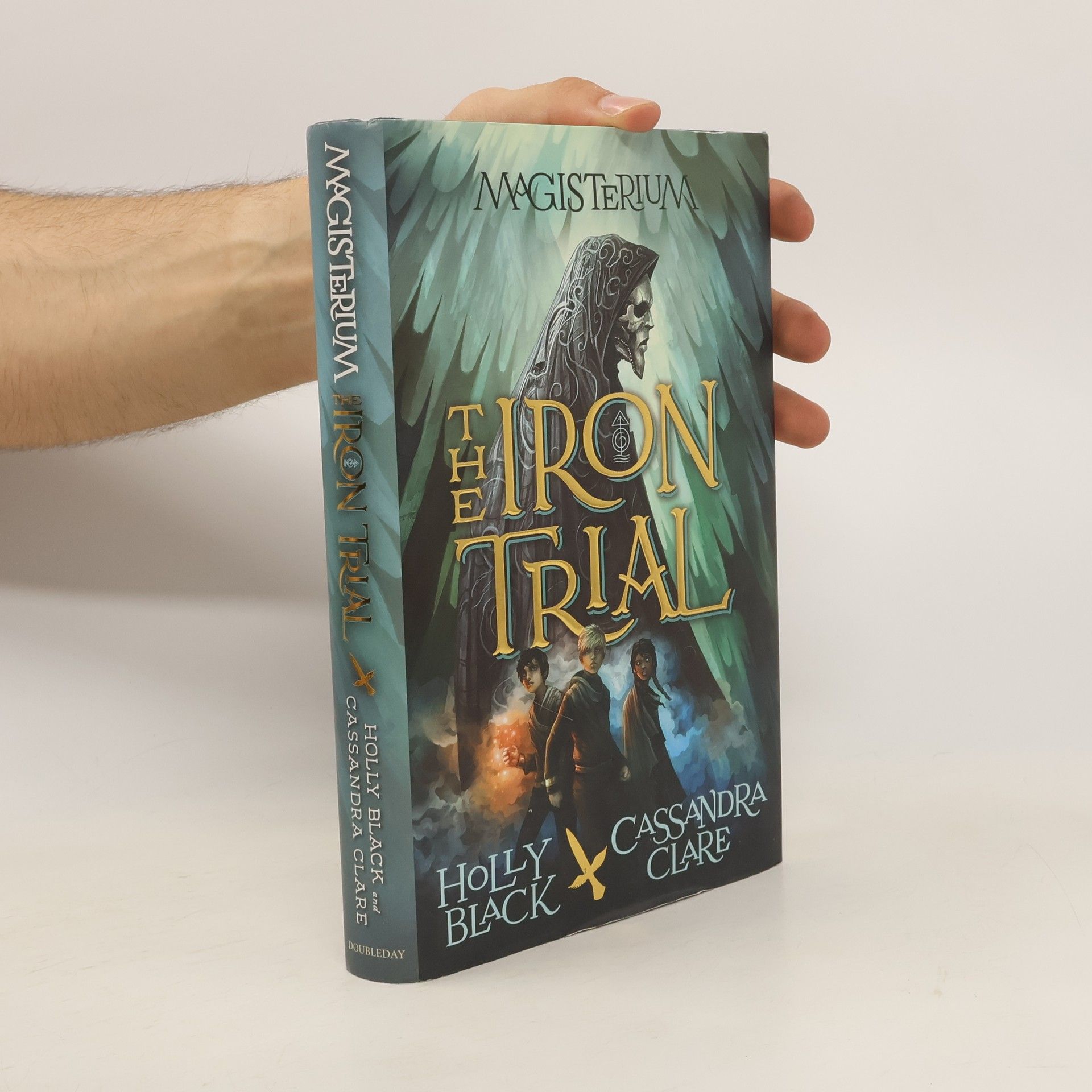 Holly Black Magisterium - The Iron Trial