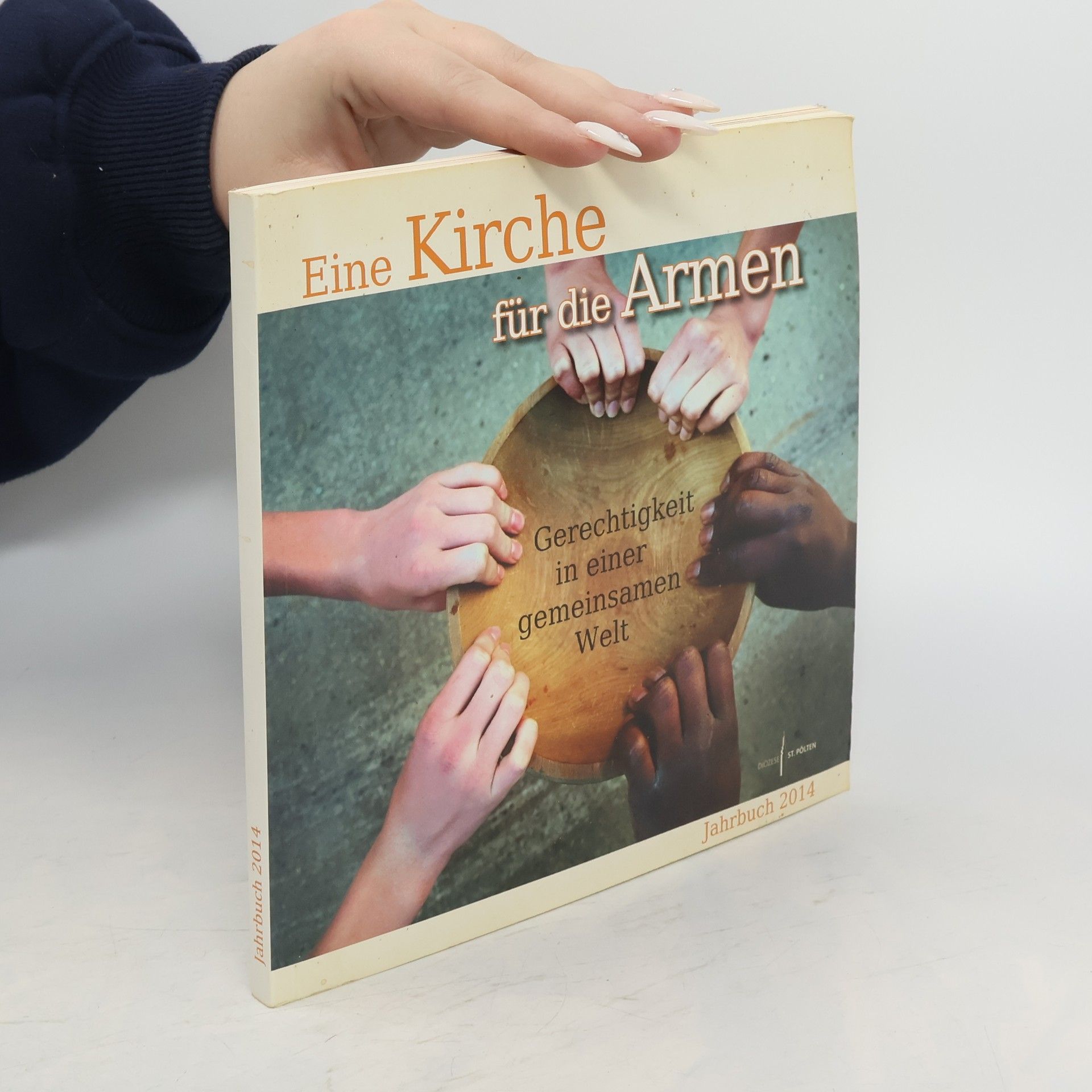 Various authors Eine arme Kirche für die Armen