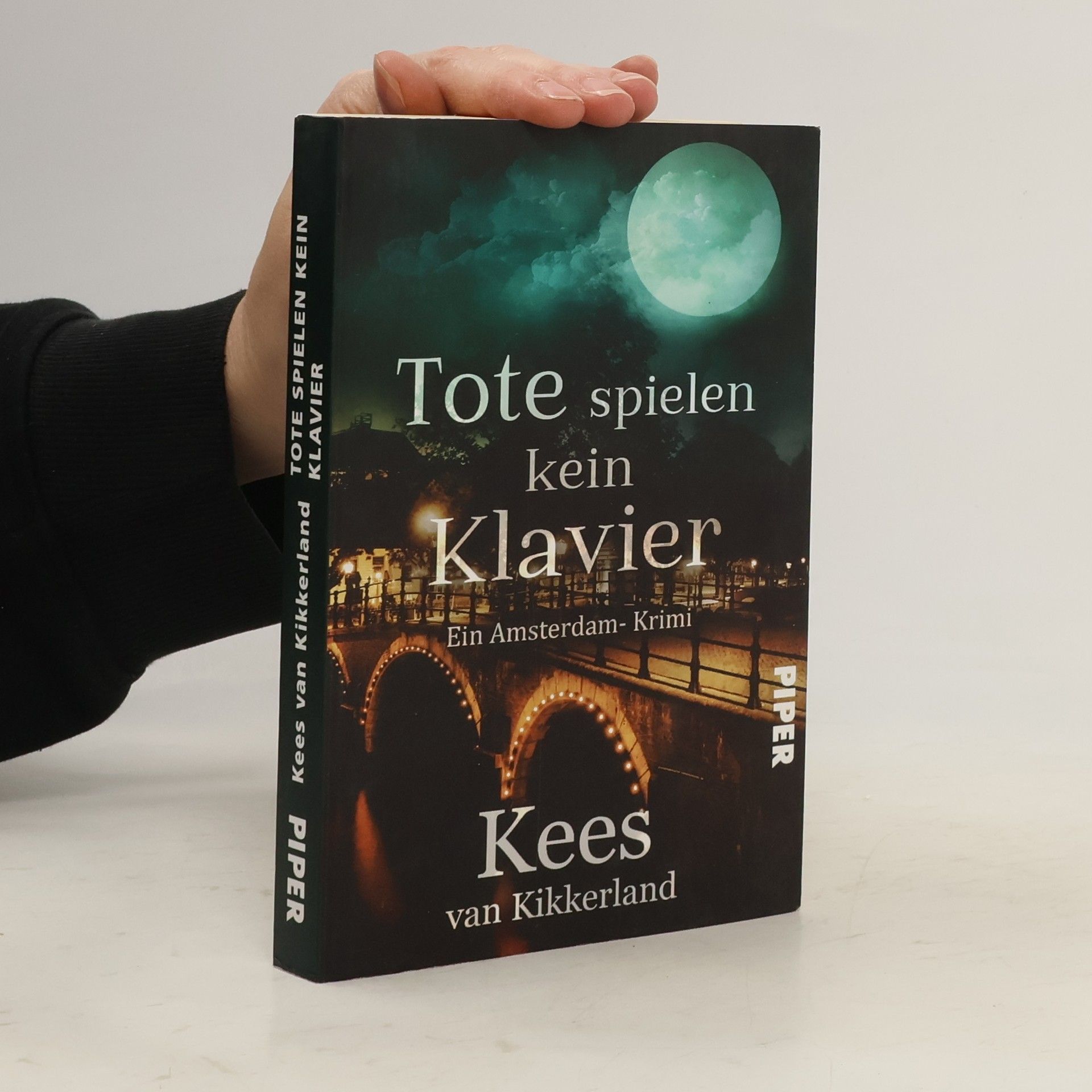 Kees van Kikkerland Tote spielen kein Klavier