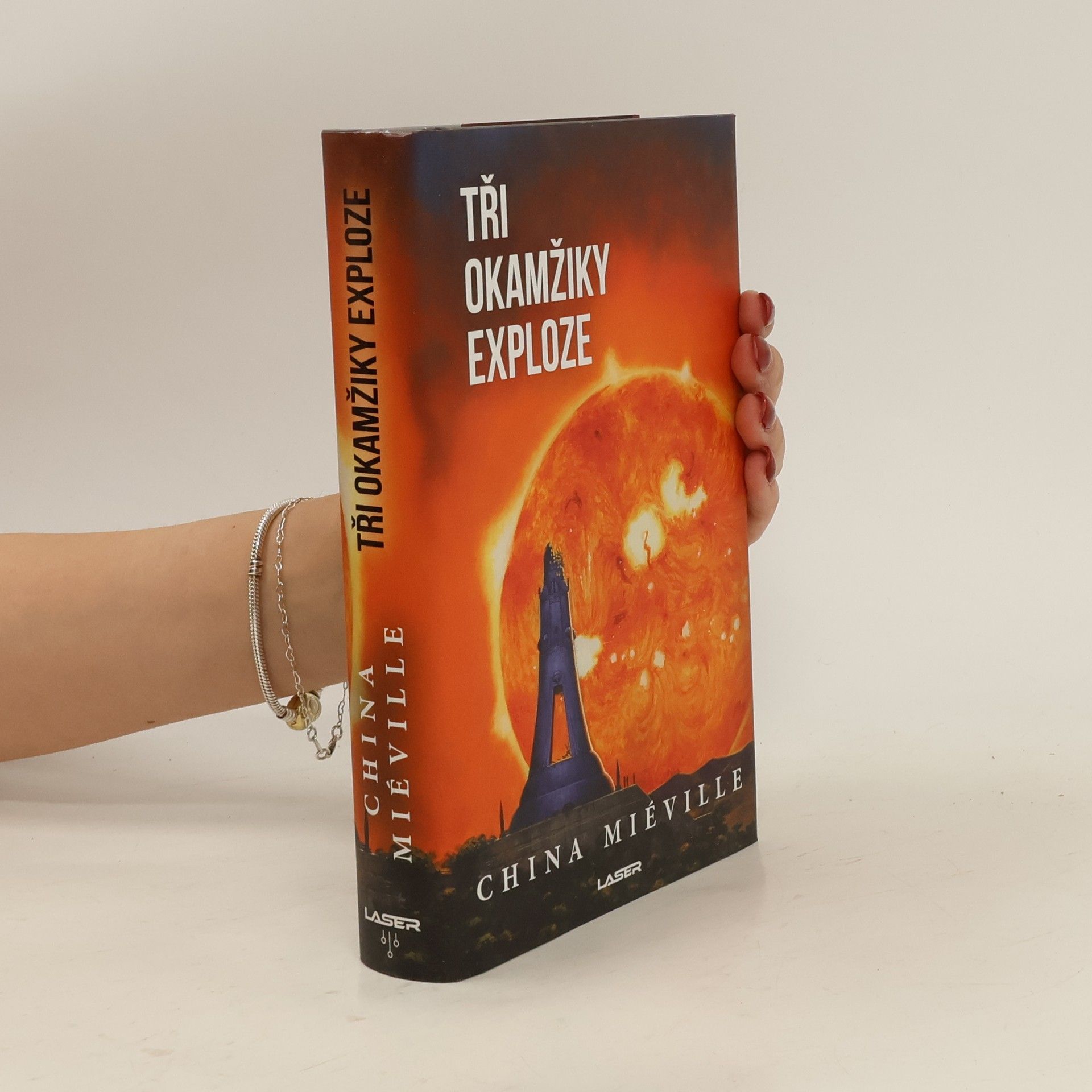 China Miéville Tři okamžiky exploze