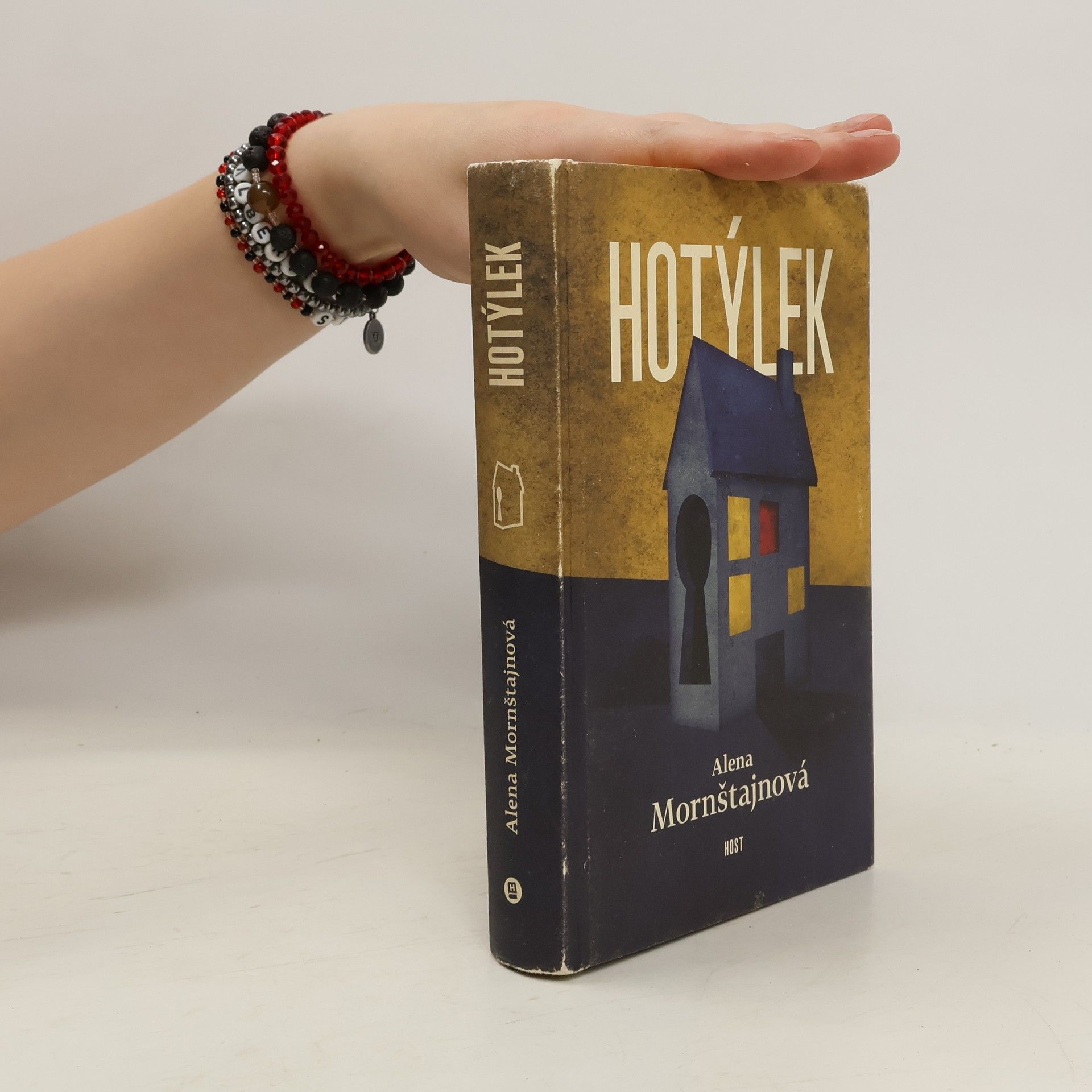 Alena Mornštajnová Hotýlek