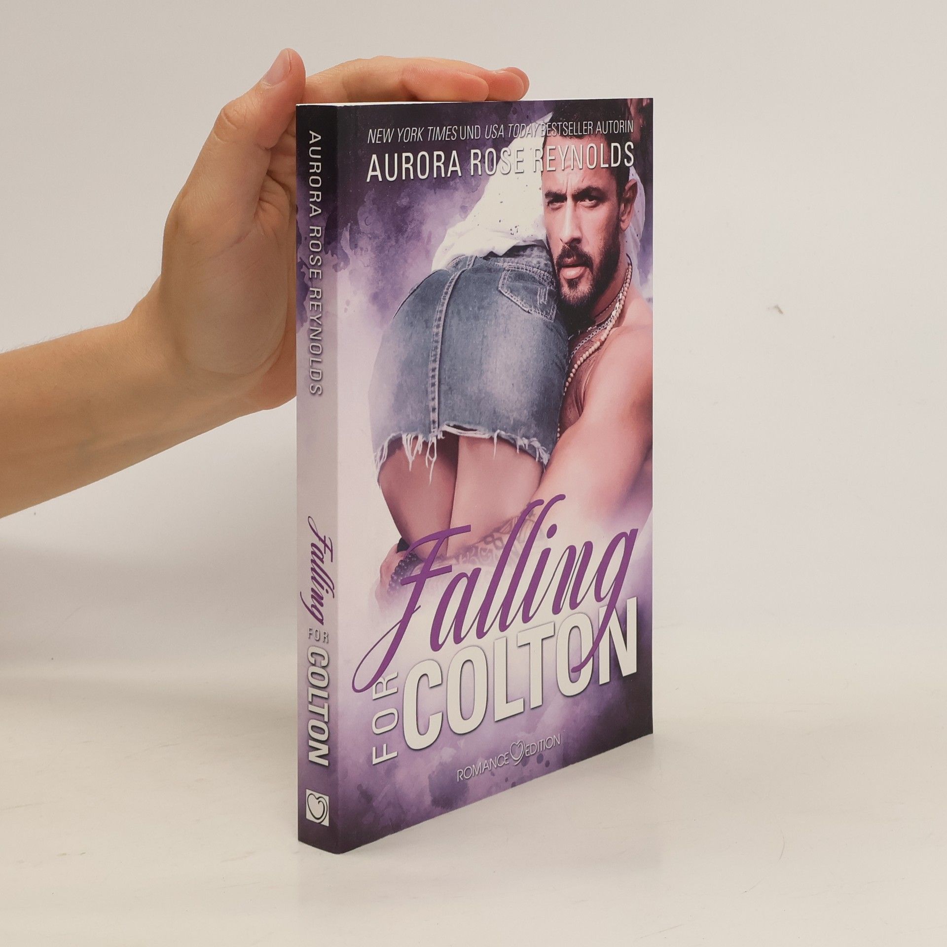 Aurora Rose Reynolds Falling for Colton