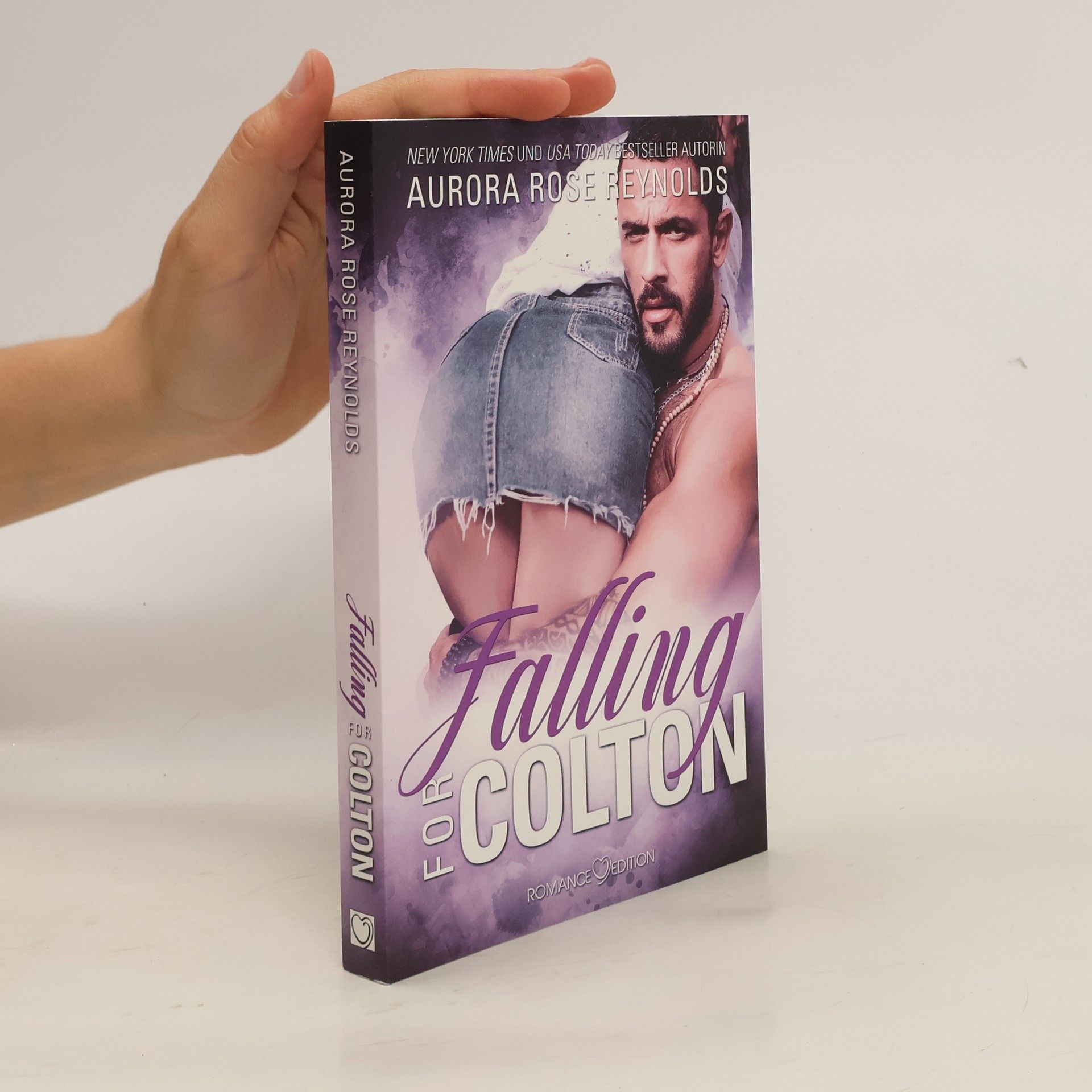 Aurora Rose Reynolds Falling for Colton