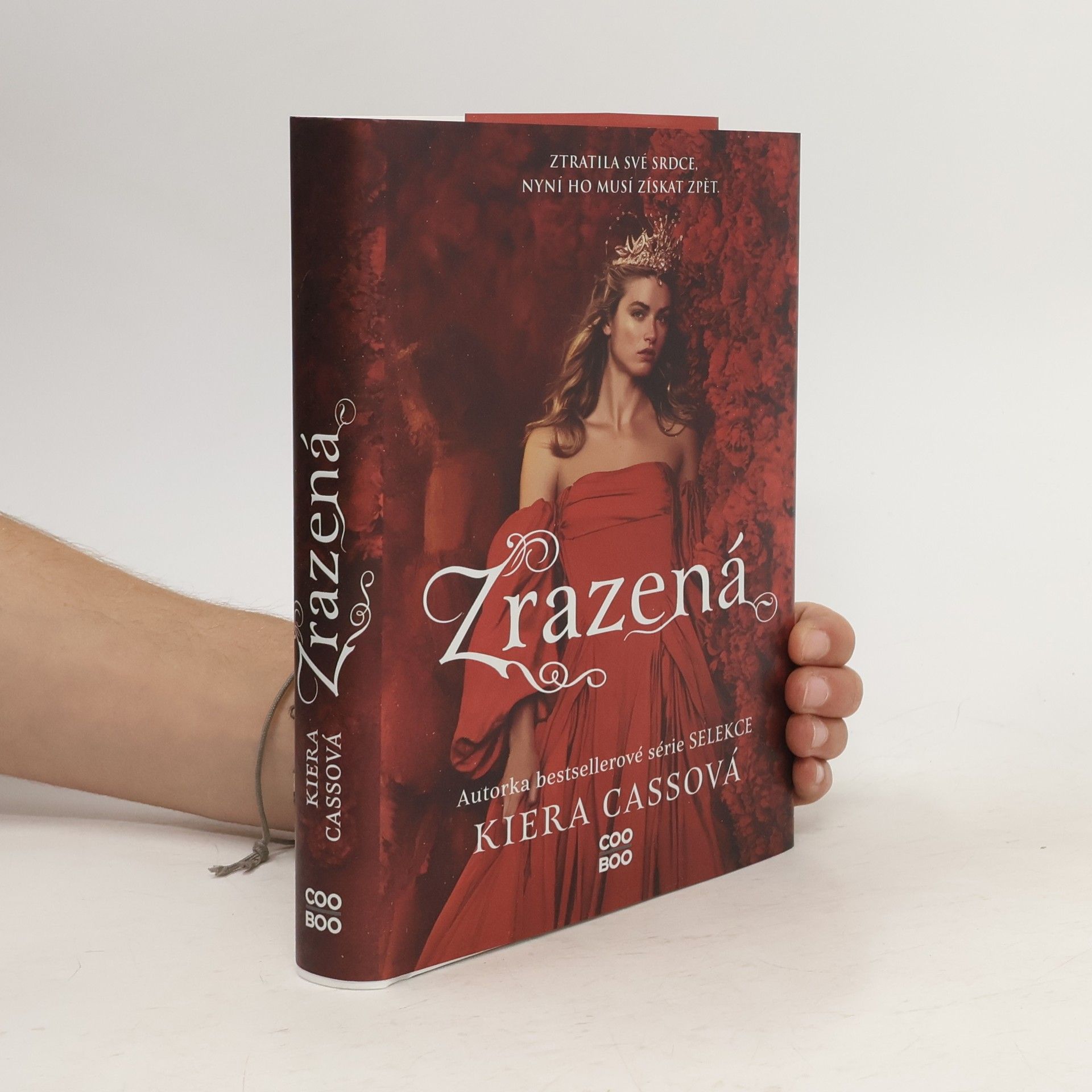 Kiera Cass Zrazená
