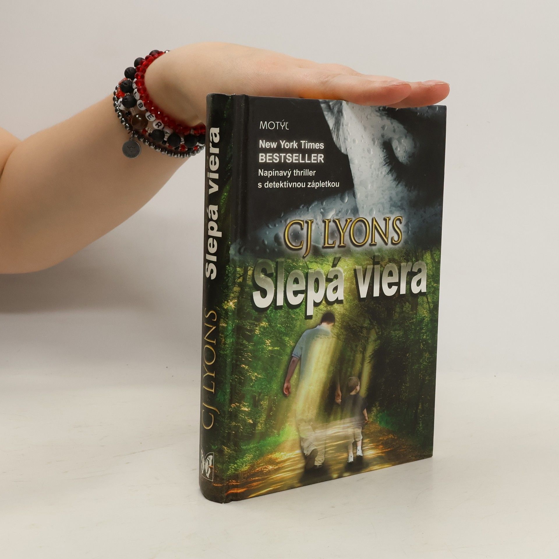 CJ Lyons Slepá viera