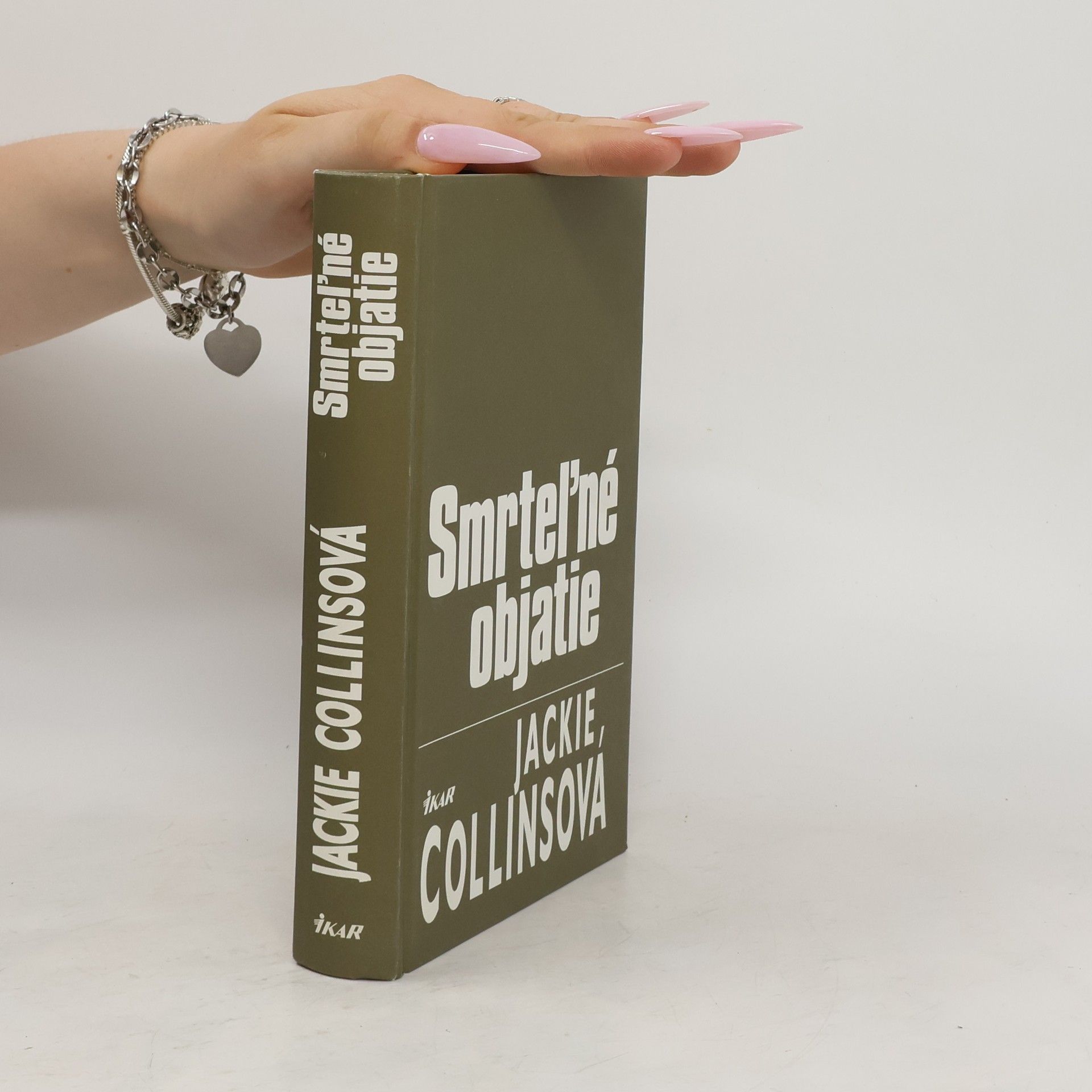 Jackie Collins Smrteľné objatie