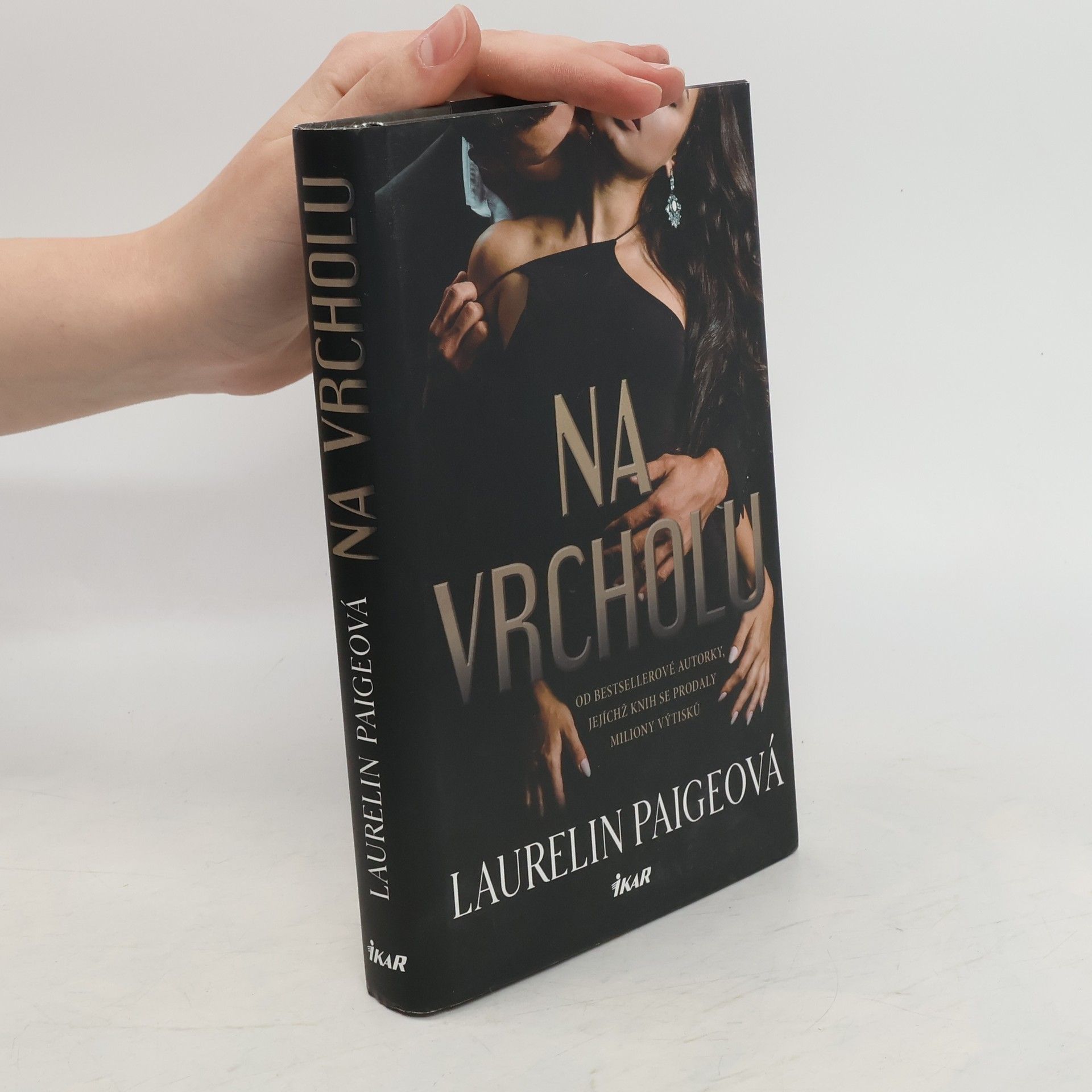 Laurelin Paige Na vrcholu