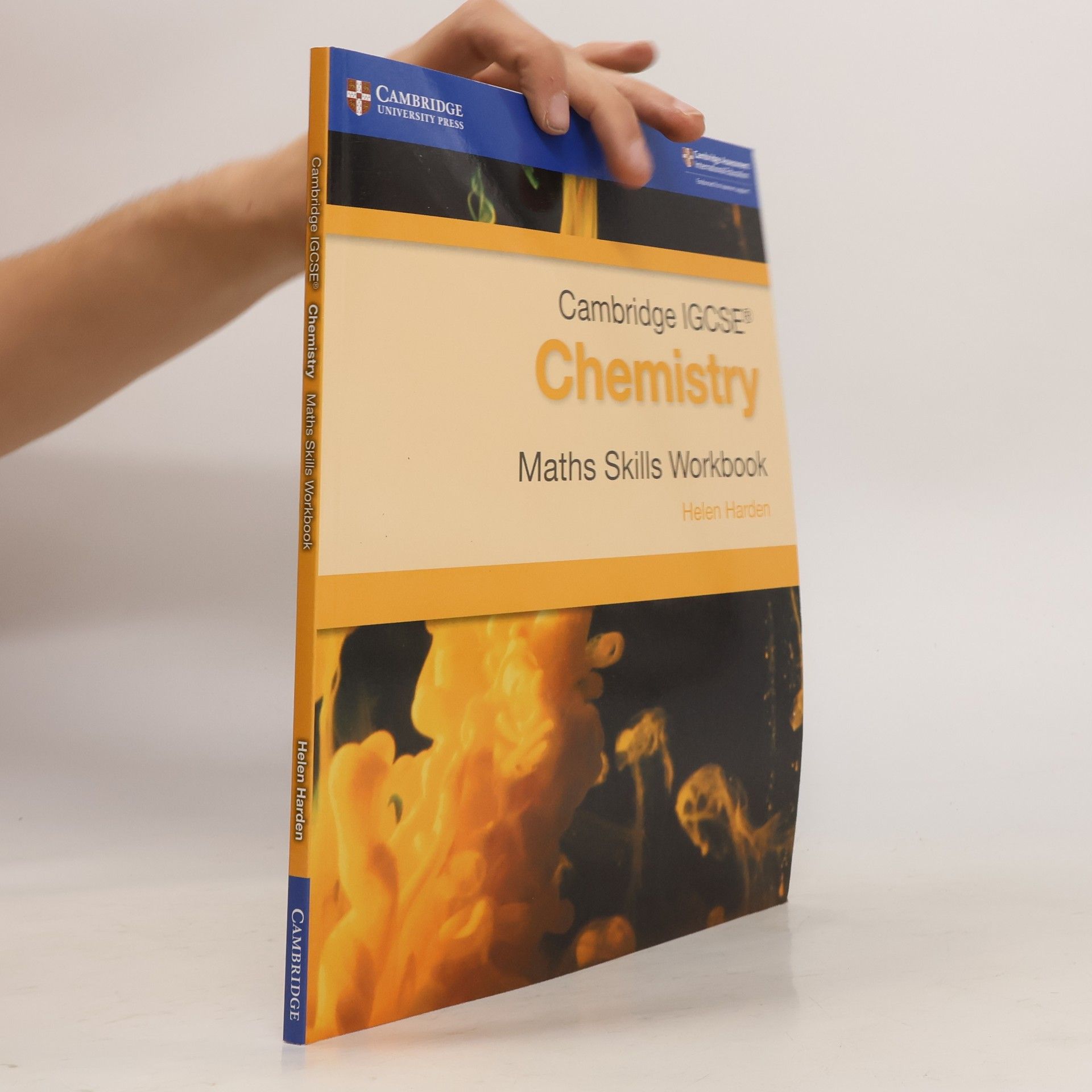 Helen Harden Chemistry. Maths Skills Workbook