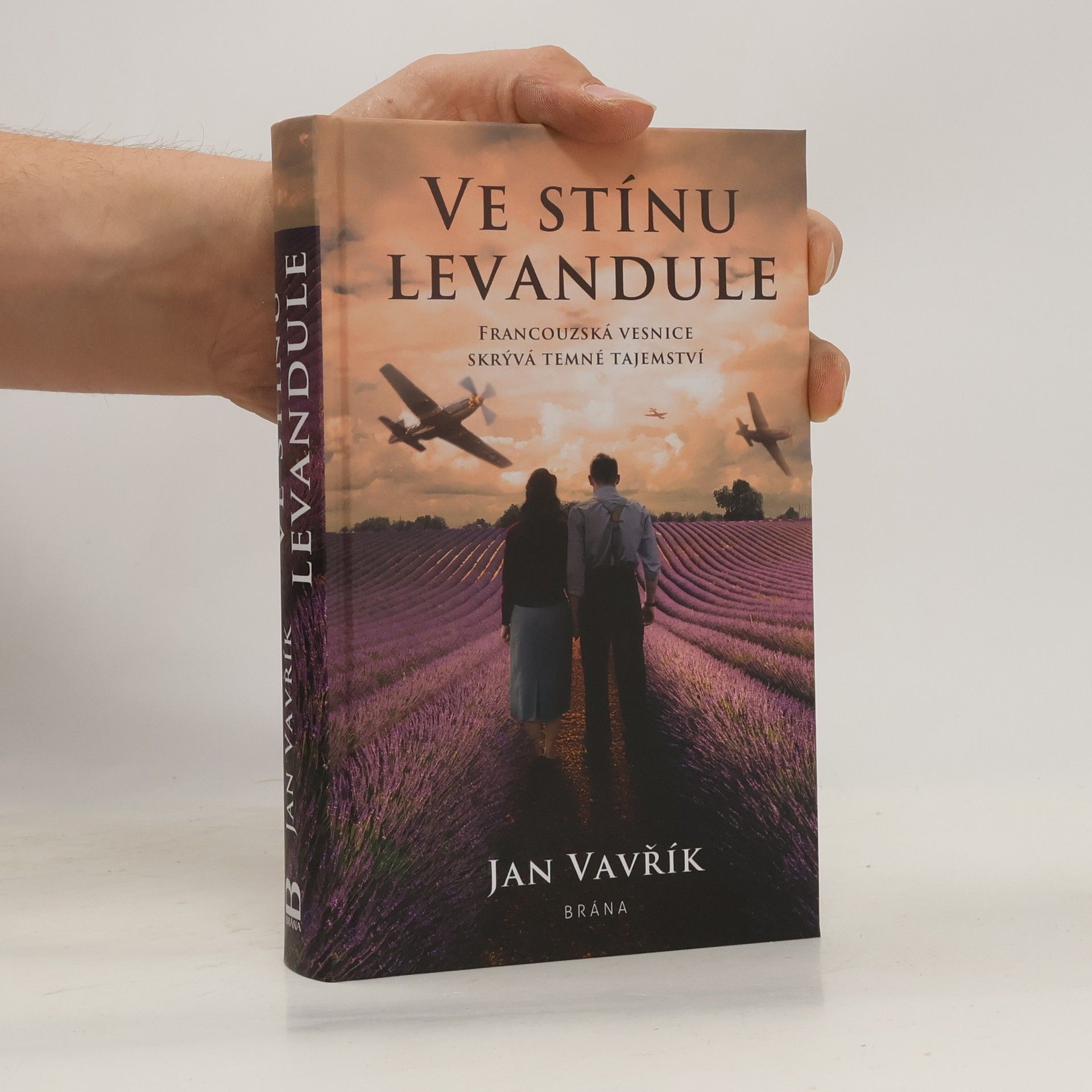 Jan Vavřík Ve stínu levandule