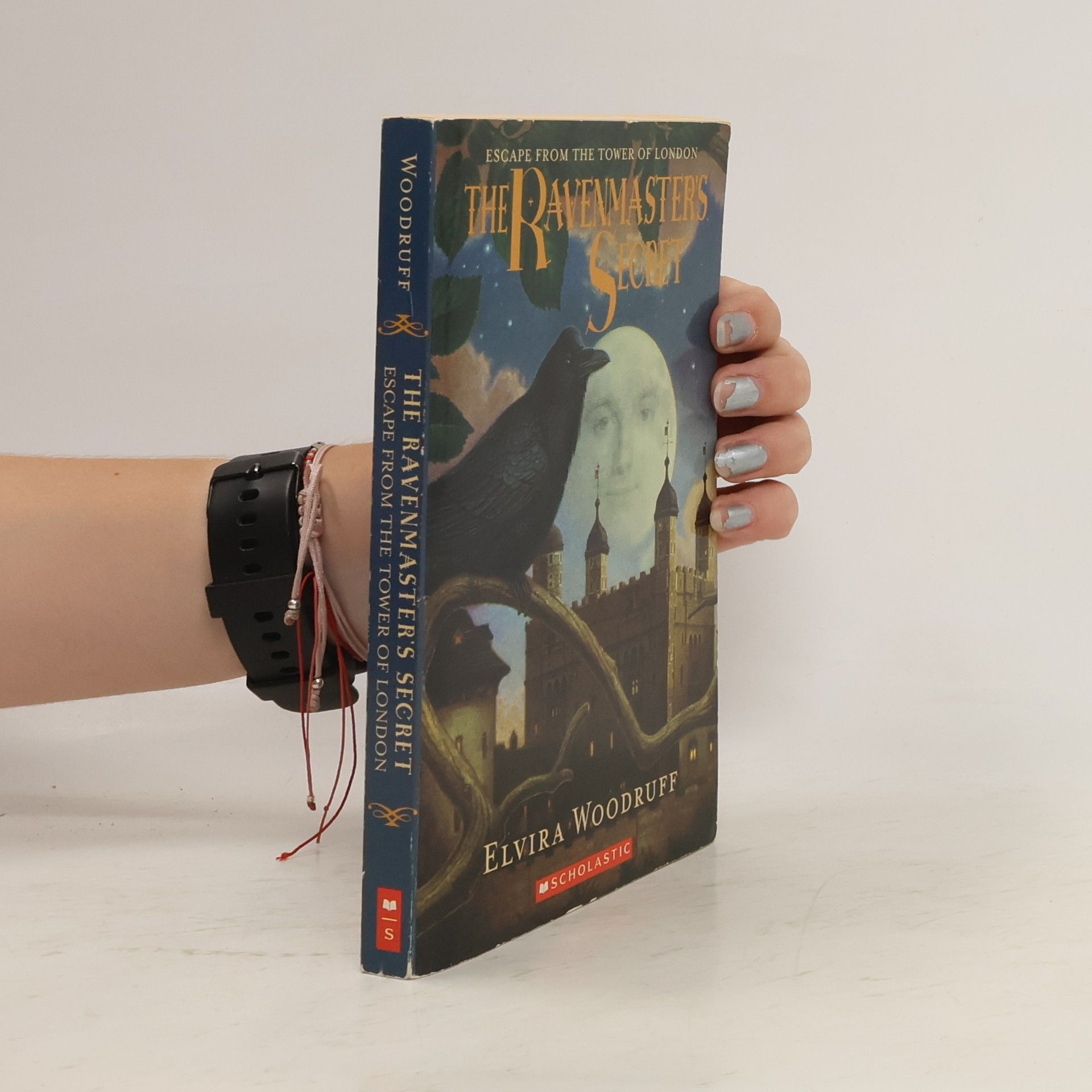 Elvira Woodruff The Ravenmaster's Secret