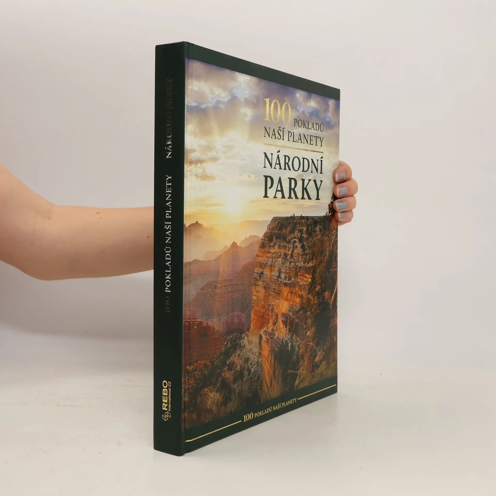 100 pokladů naší planety: Národní parky | Book | Hardcover | kolektiv | CS