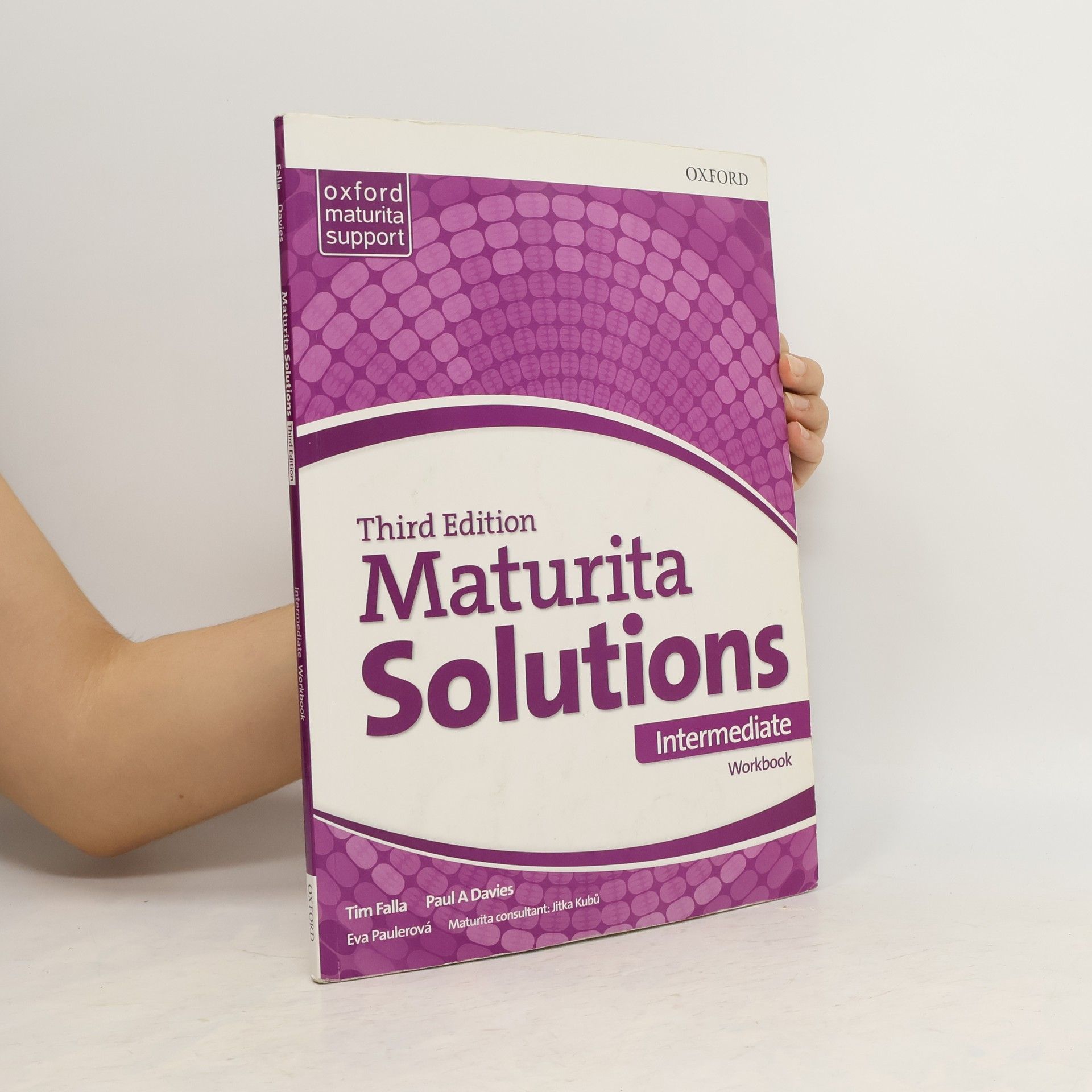 kolektiv Maturita Solutions: Intermediate - Workbook