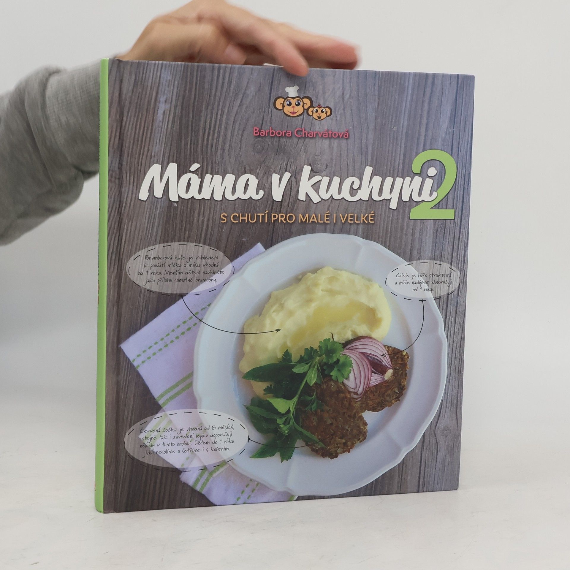 Barbora Charvátová Máma v kuchyni : s chutí pro malé i velké. 2