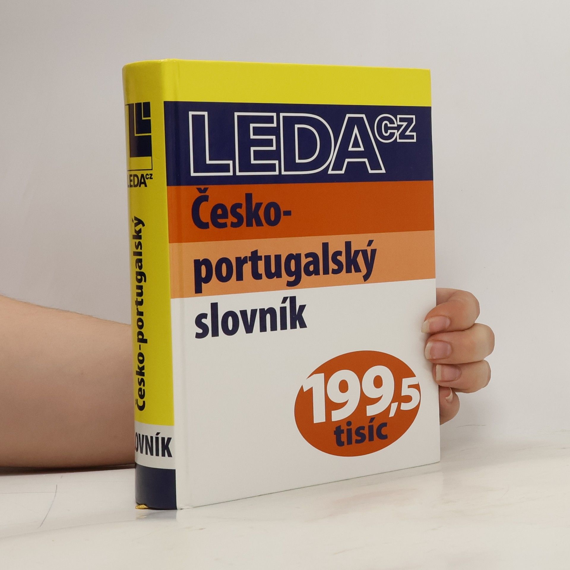 Sylva Hamplová Česko-portugalský slovník