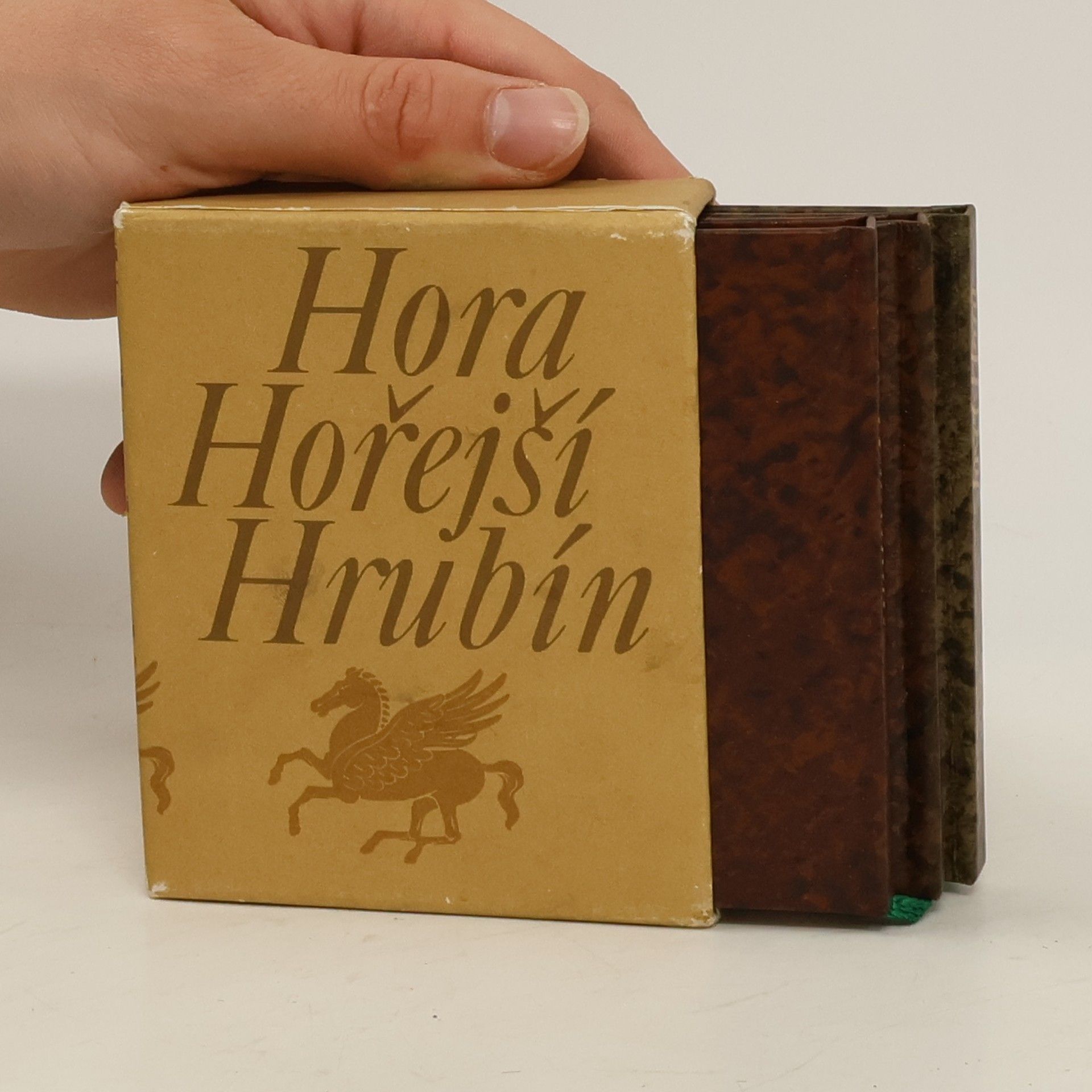 Josef Hora Jan houslista. Hudba na náměstí. Romance pro křídlovku.