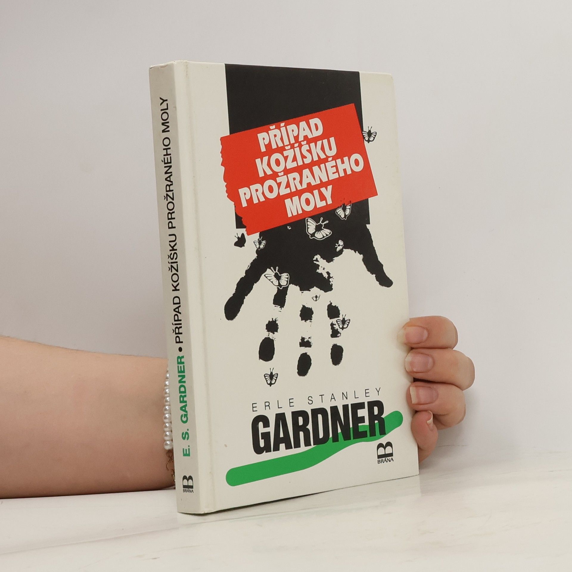 Erle Stanley Gardner Případ kožíšku prožraného moly