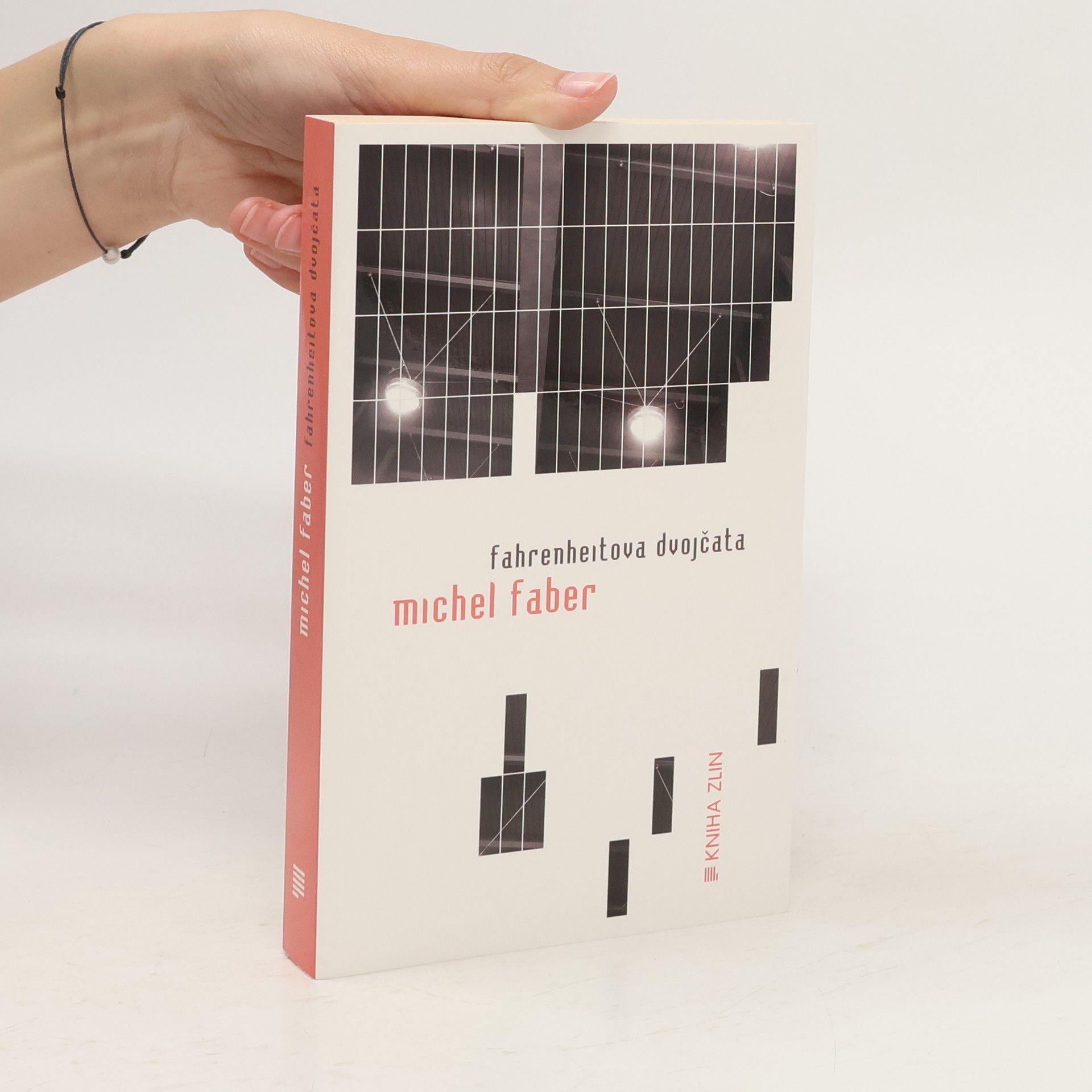 Michel Faber Fahrenheitova dvojčata