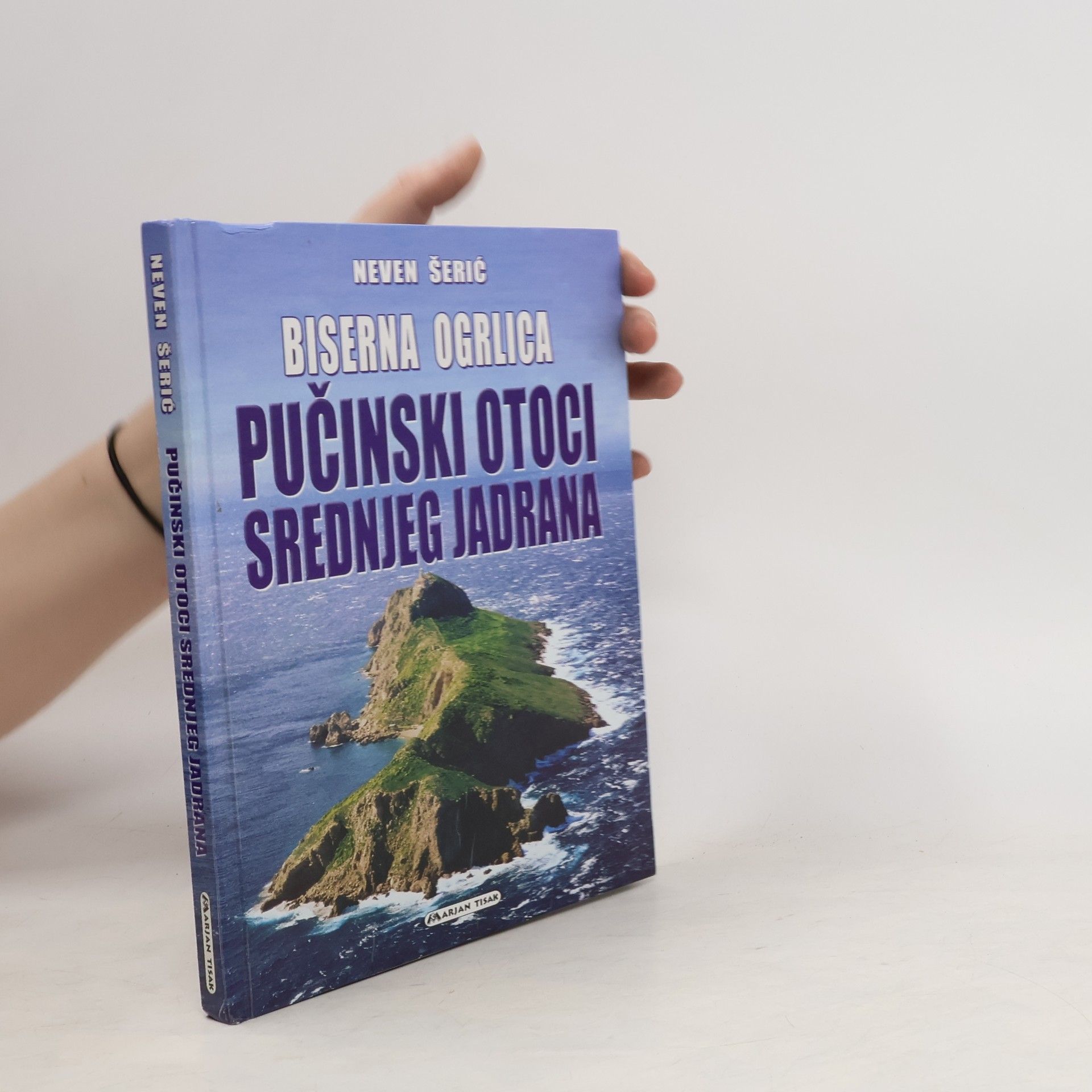 Neven Šerić Biserna ogrlica
