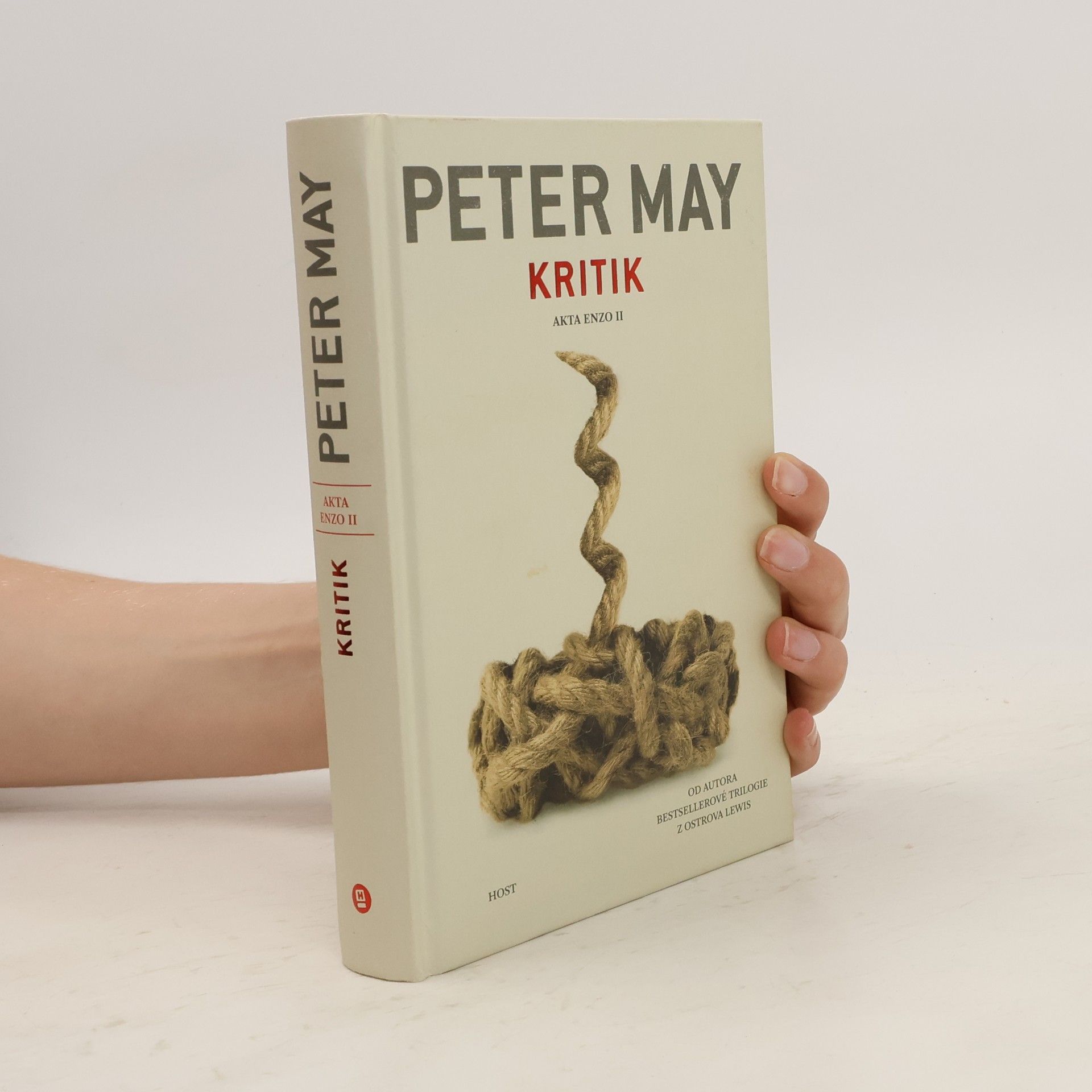 Peter May Kritik