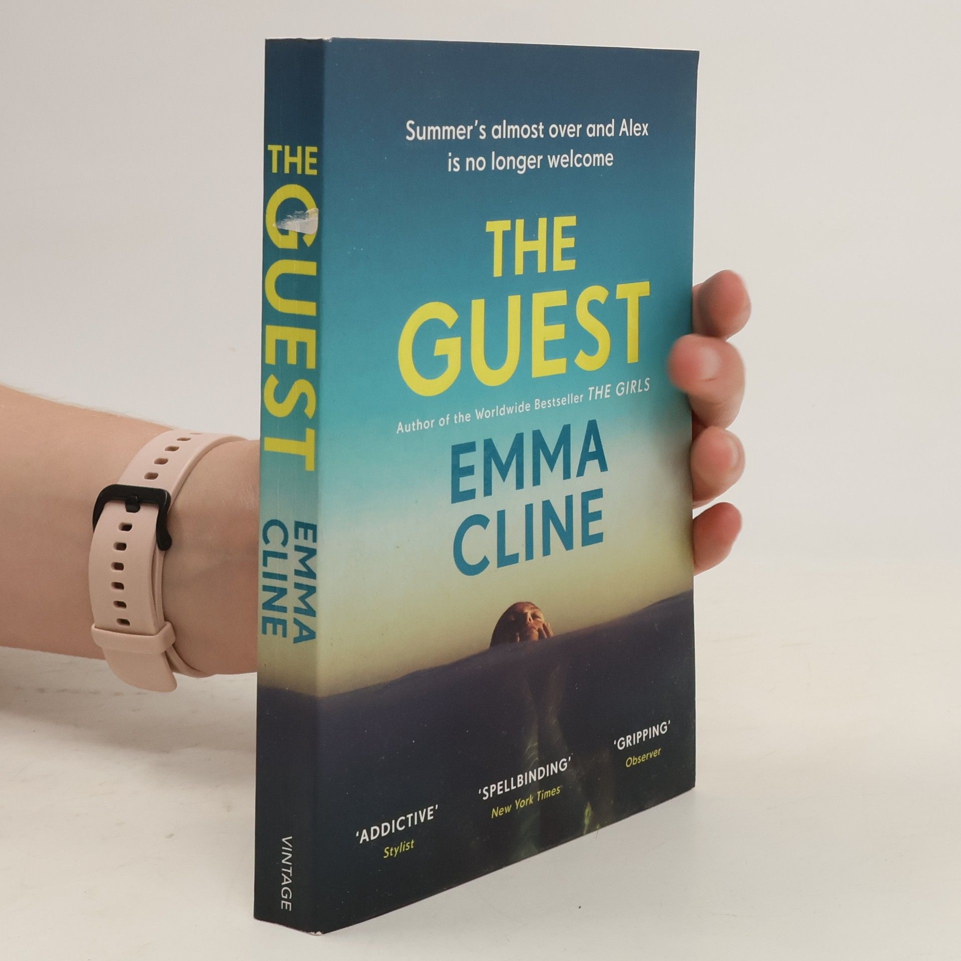 Emma Cline The Guest