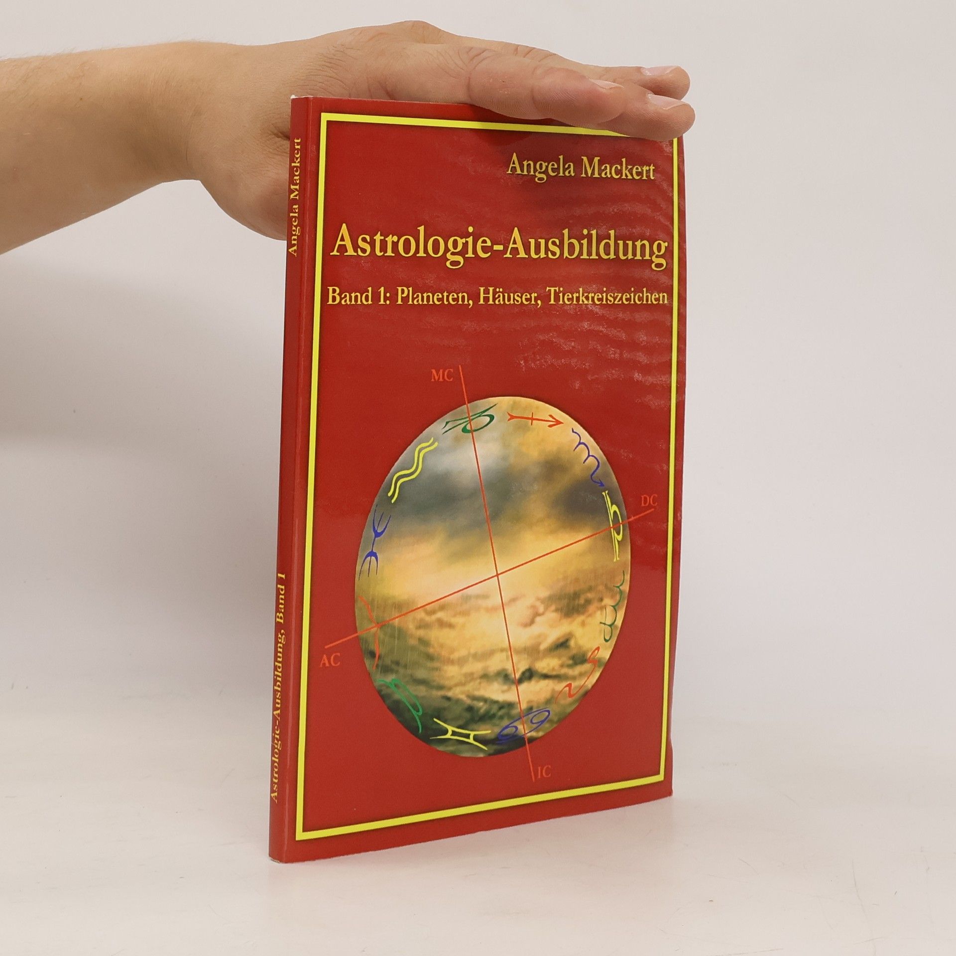 Angela Mackert Astrologie-Ausbildung
