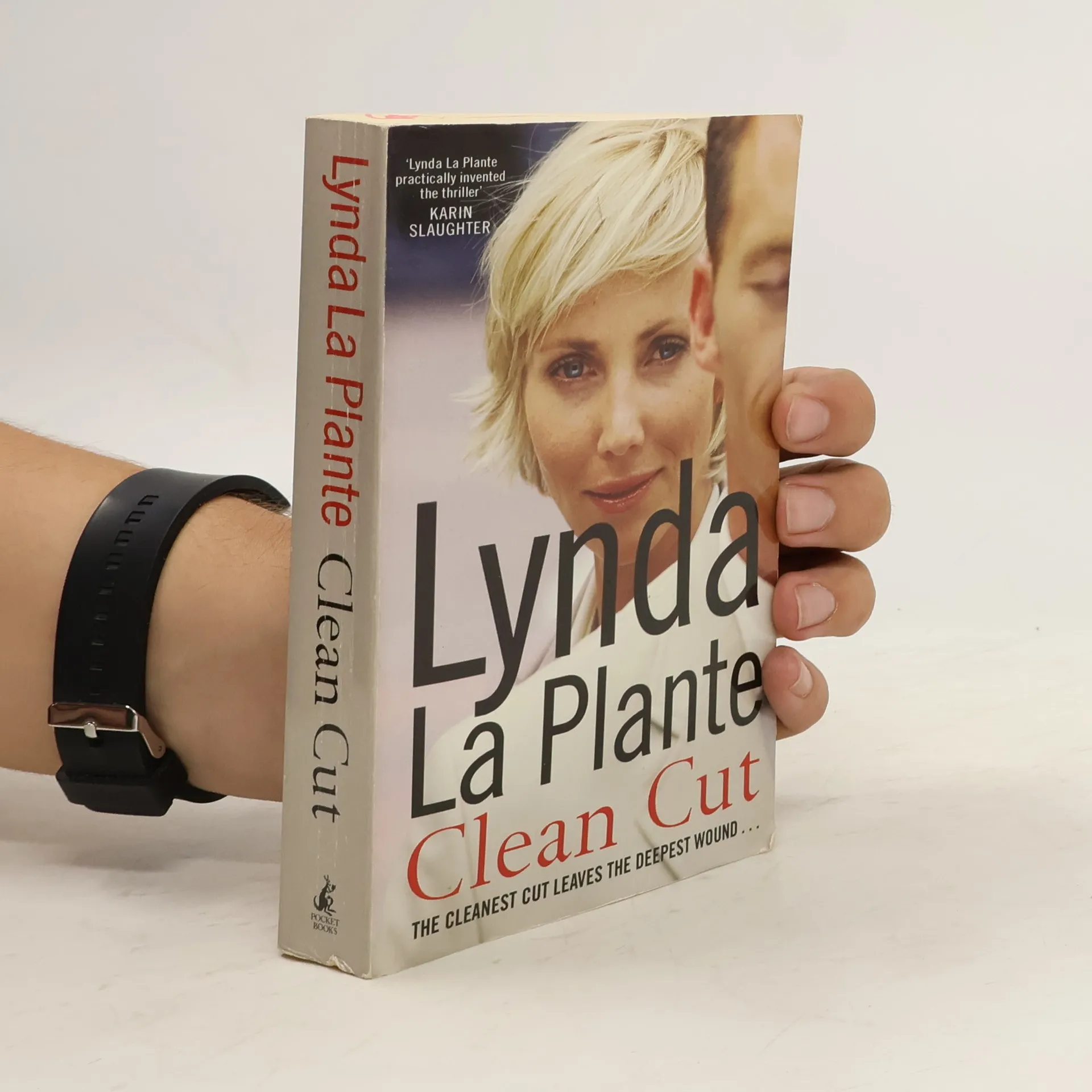 Clean cut | Book | Paperback | Lynda La Plante | EN