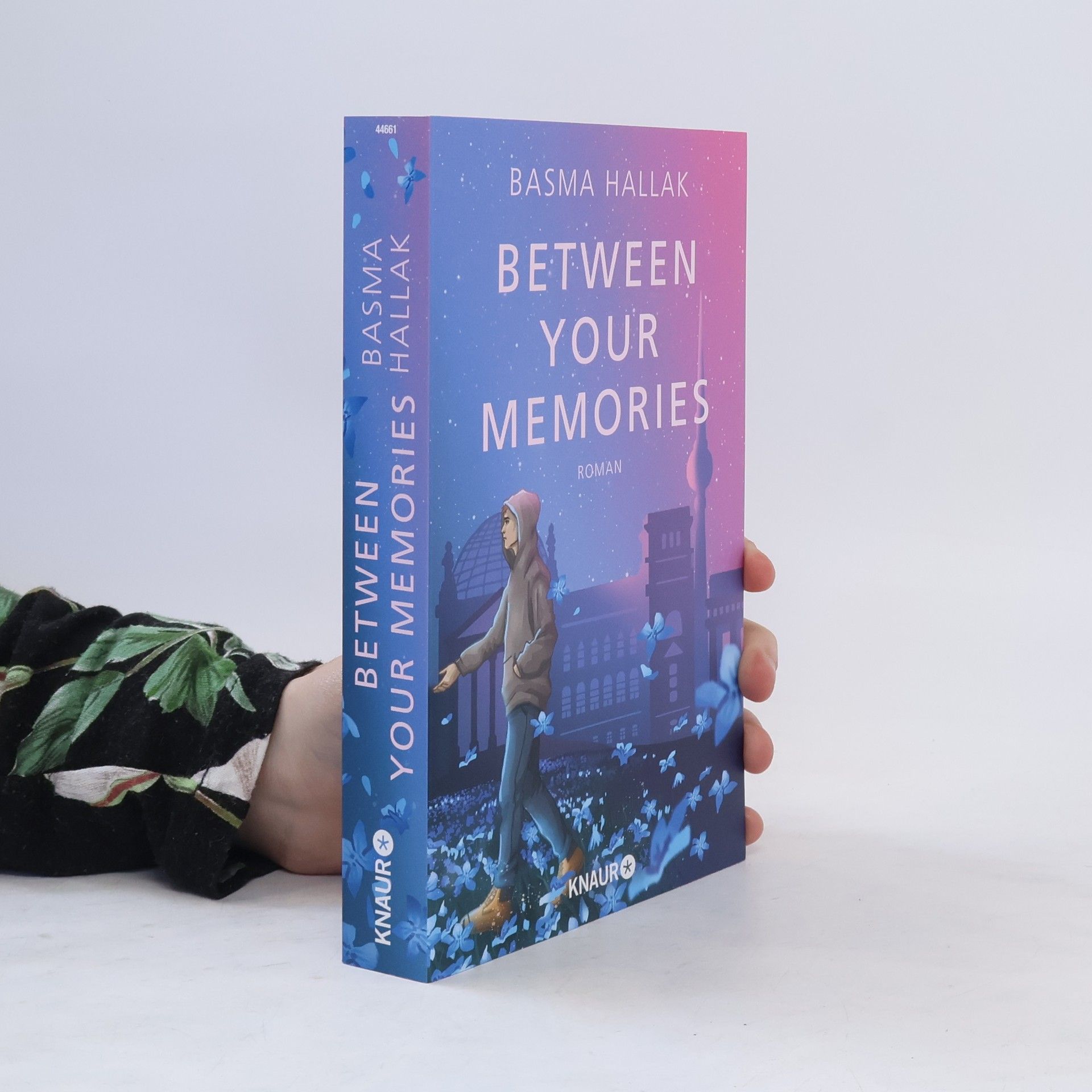 Basma Hallak Between Your Memories / Kalima und Nói Bd.2
