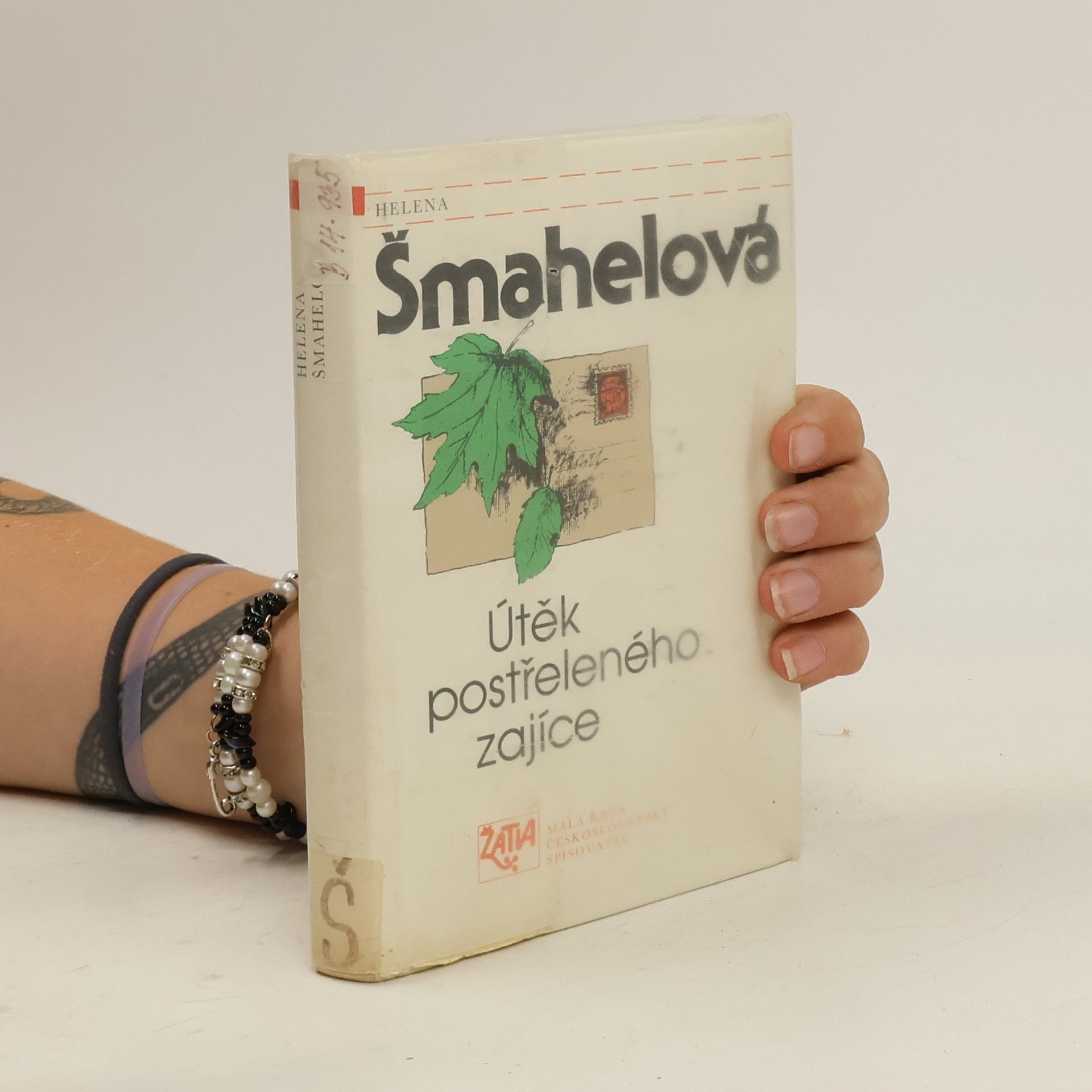 Helena Šmahelová Útěk postřeleného zajíce