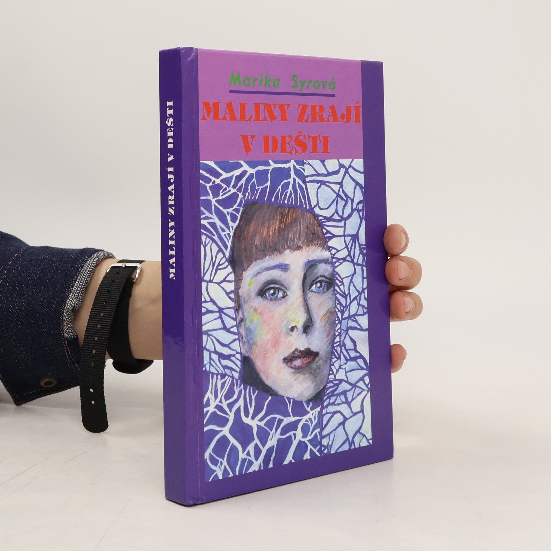 Syrová Marika Maliny zrají v dešti