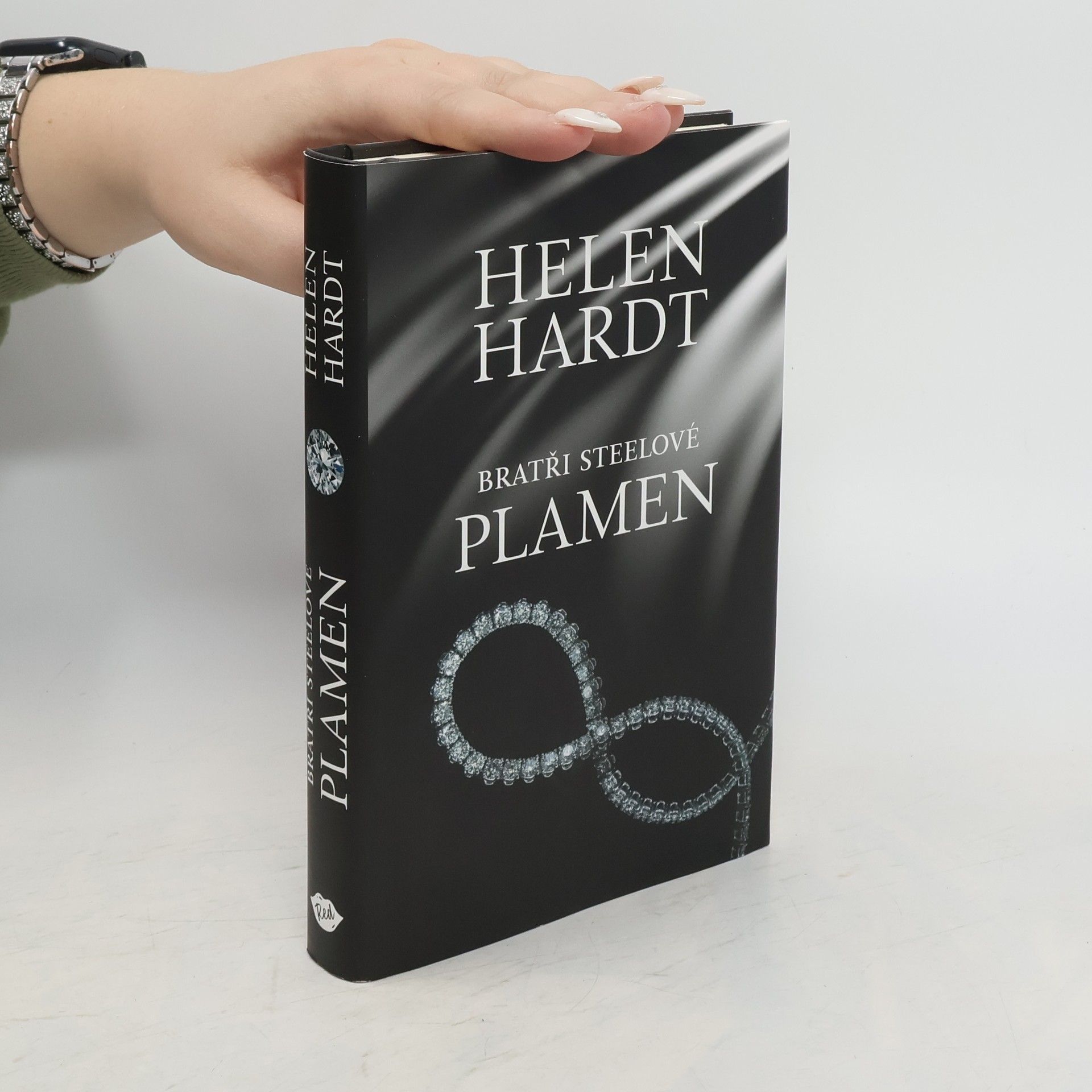 Helen Hardt Bratři Steelové. Plamen