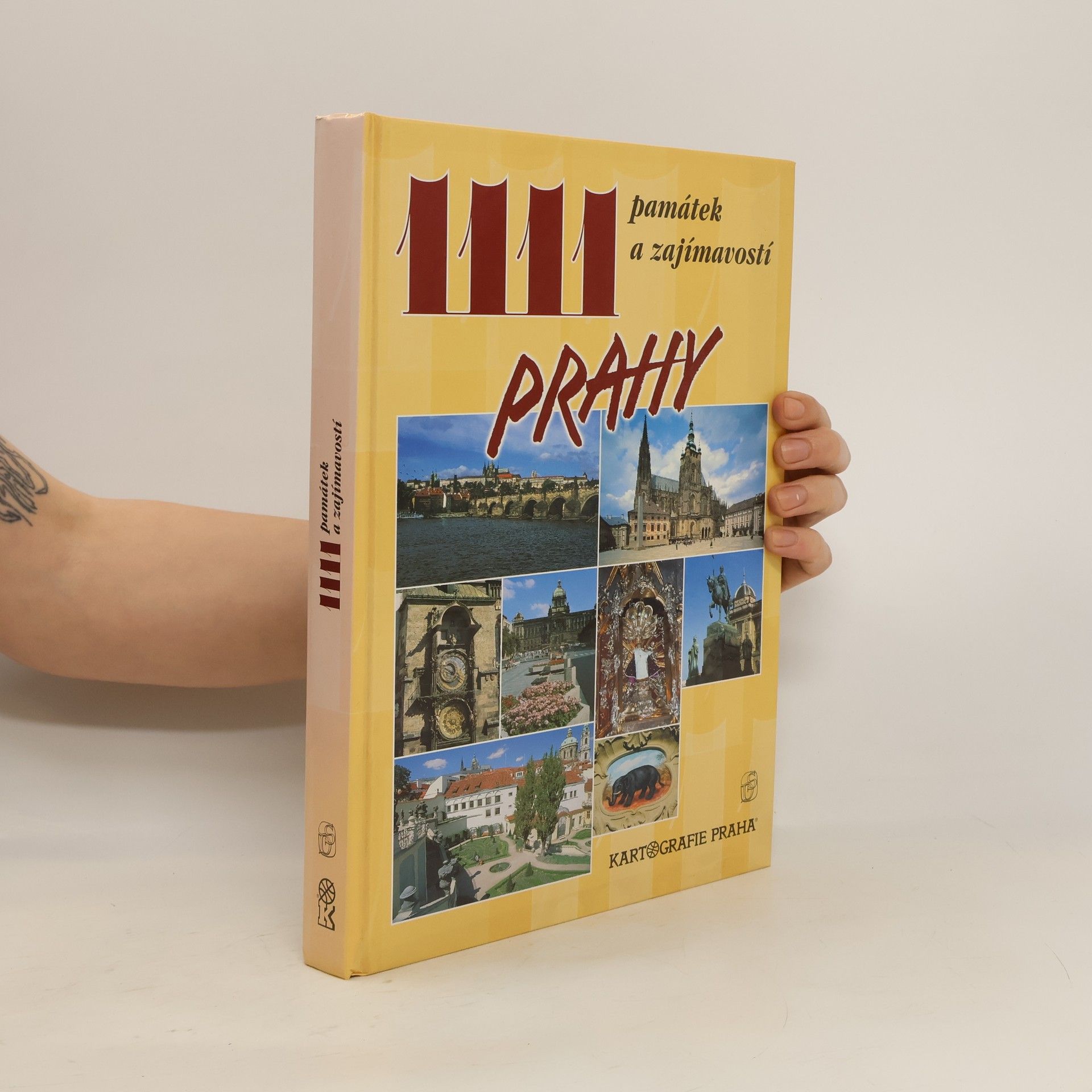 Peter David 1111 památek a zajímavostí Prahy