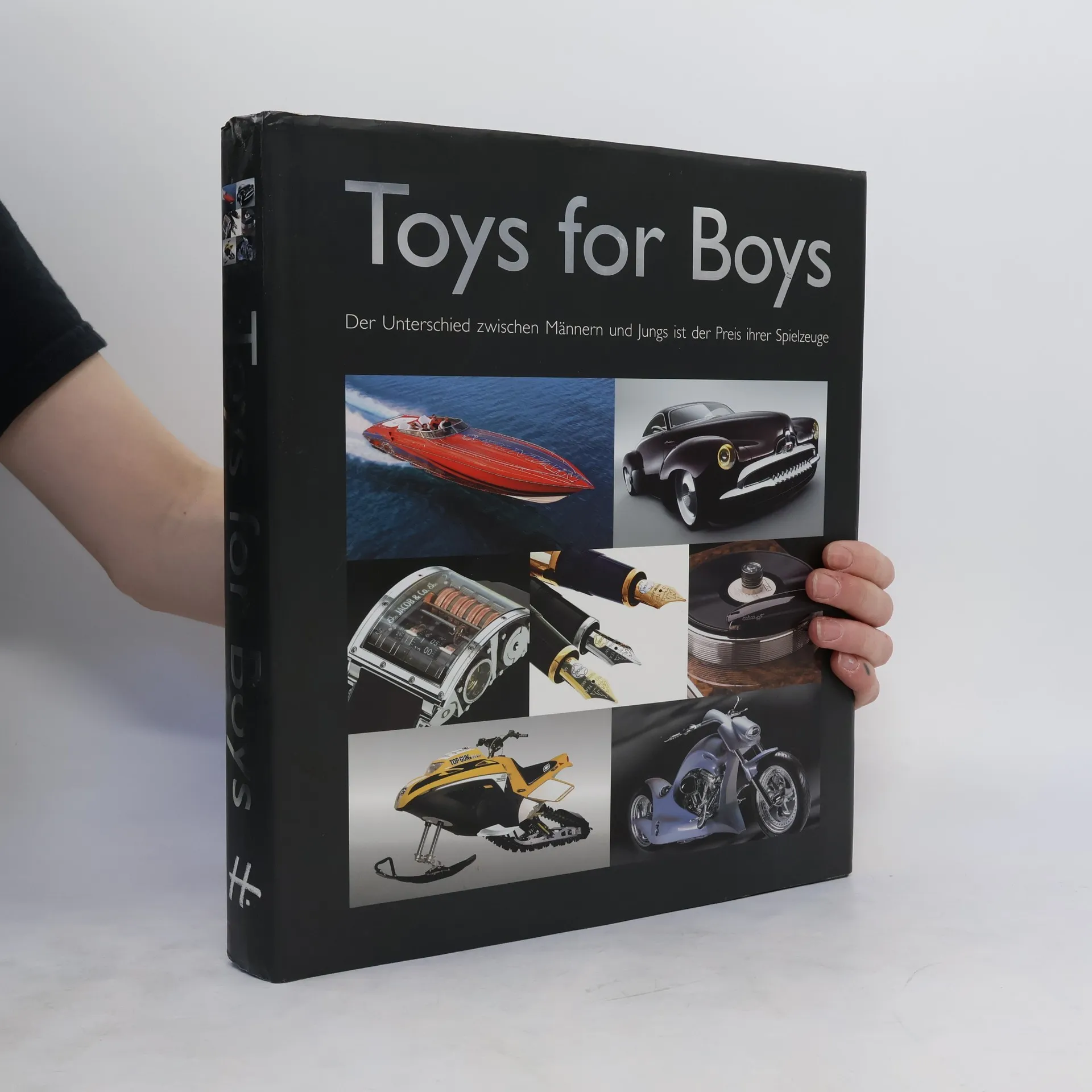 Toys for Boys | Book | Patrice Farameh | ES