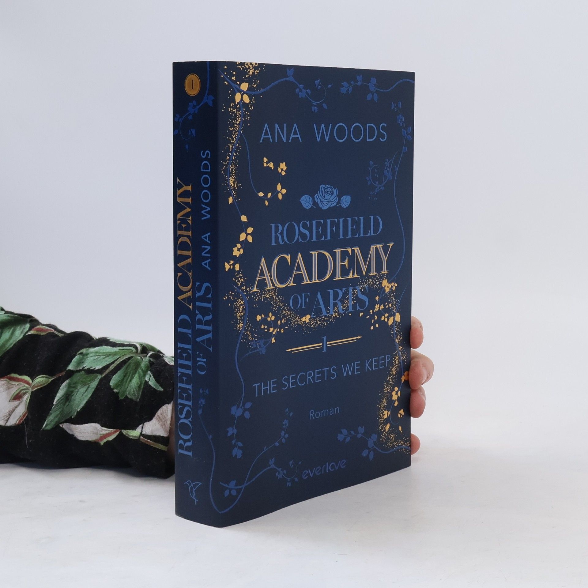 Ana Woods The secrets we keep