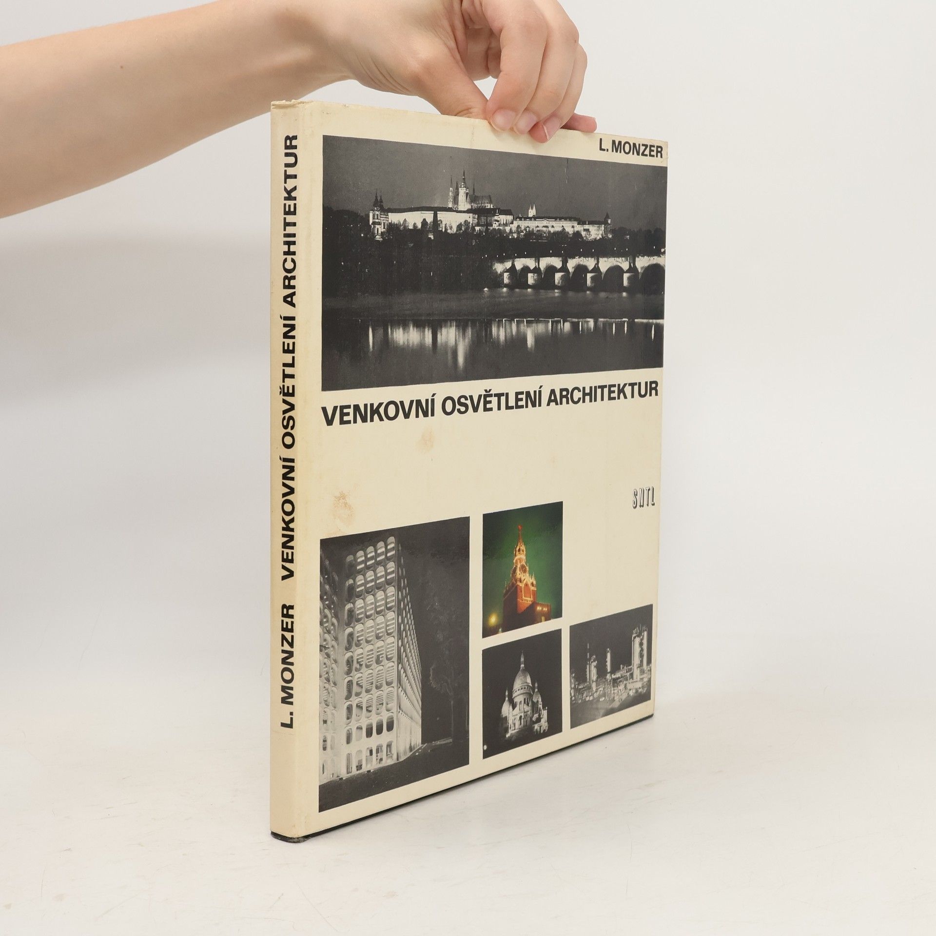 Ladislav Monzer Venkovní osvětlení architektur