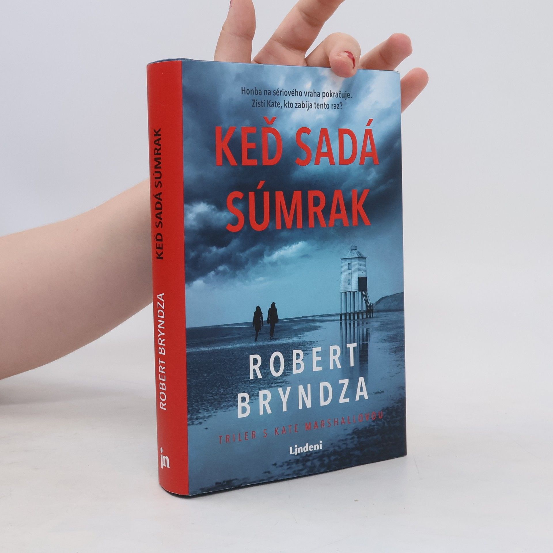 Robert Bryndza Keď sadá súmrak