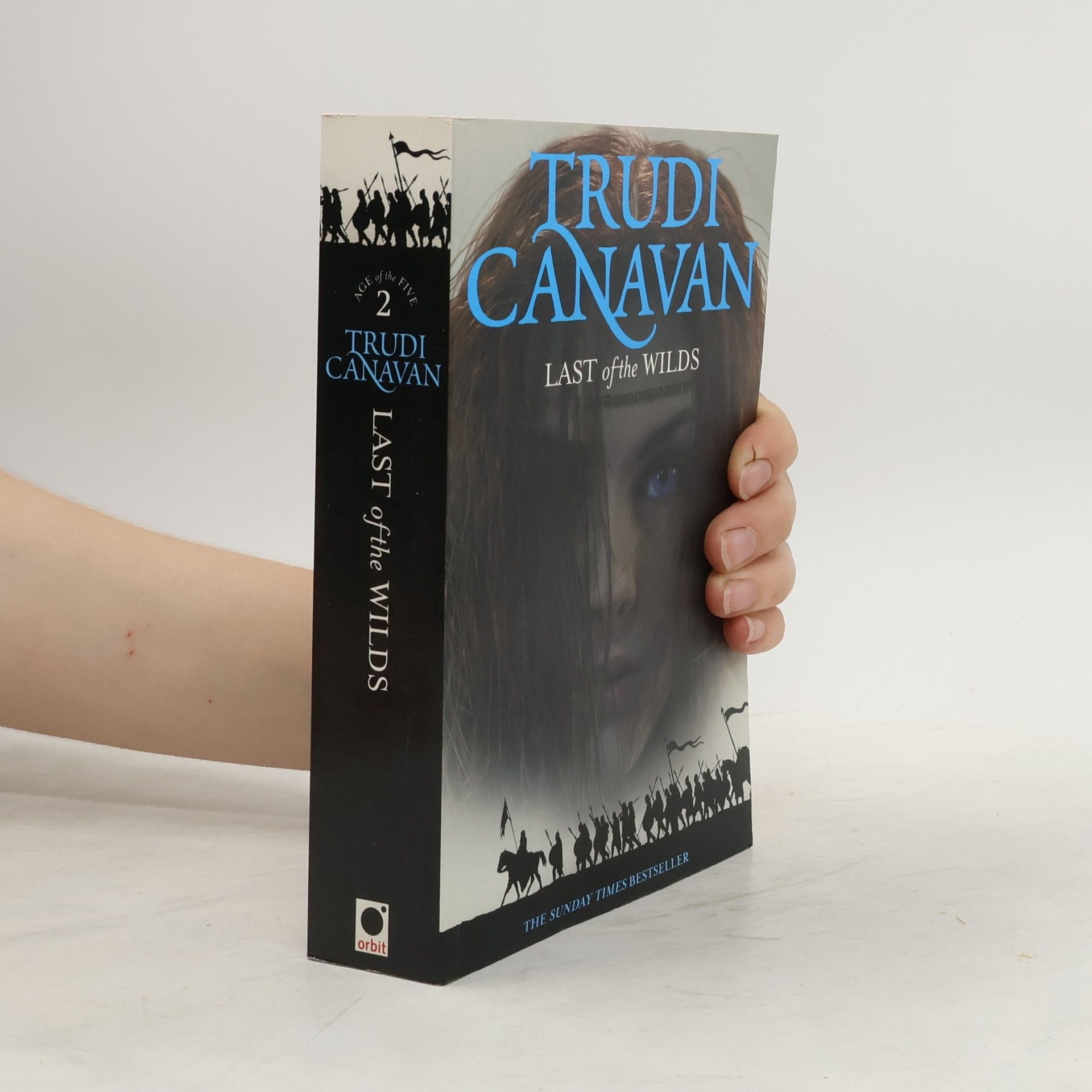 Trudi Canavan Last of the Wilds. Magier, englische Ausgabe