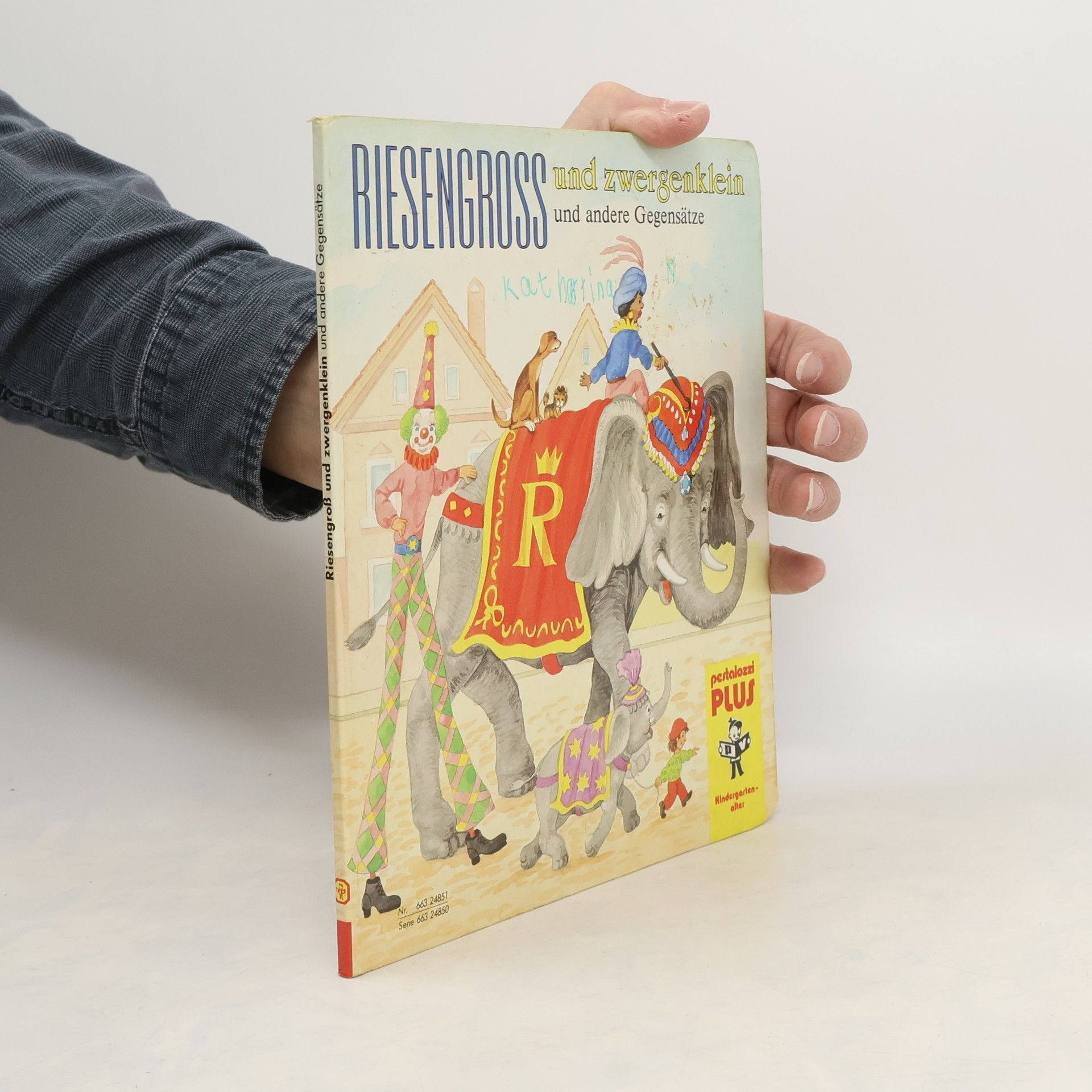 kolektiv Riesengross und zwergenklein und andere Gegensätze