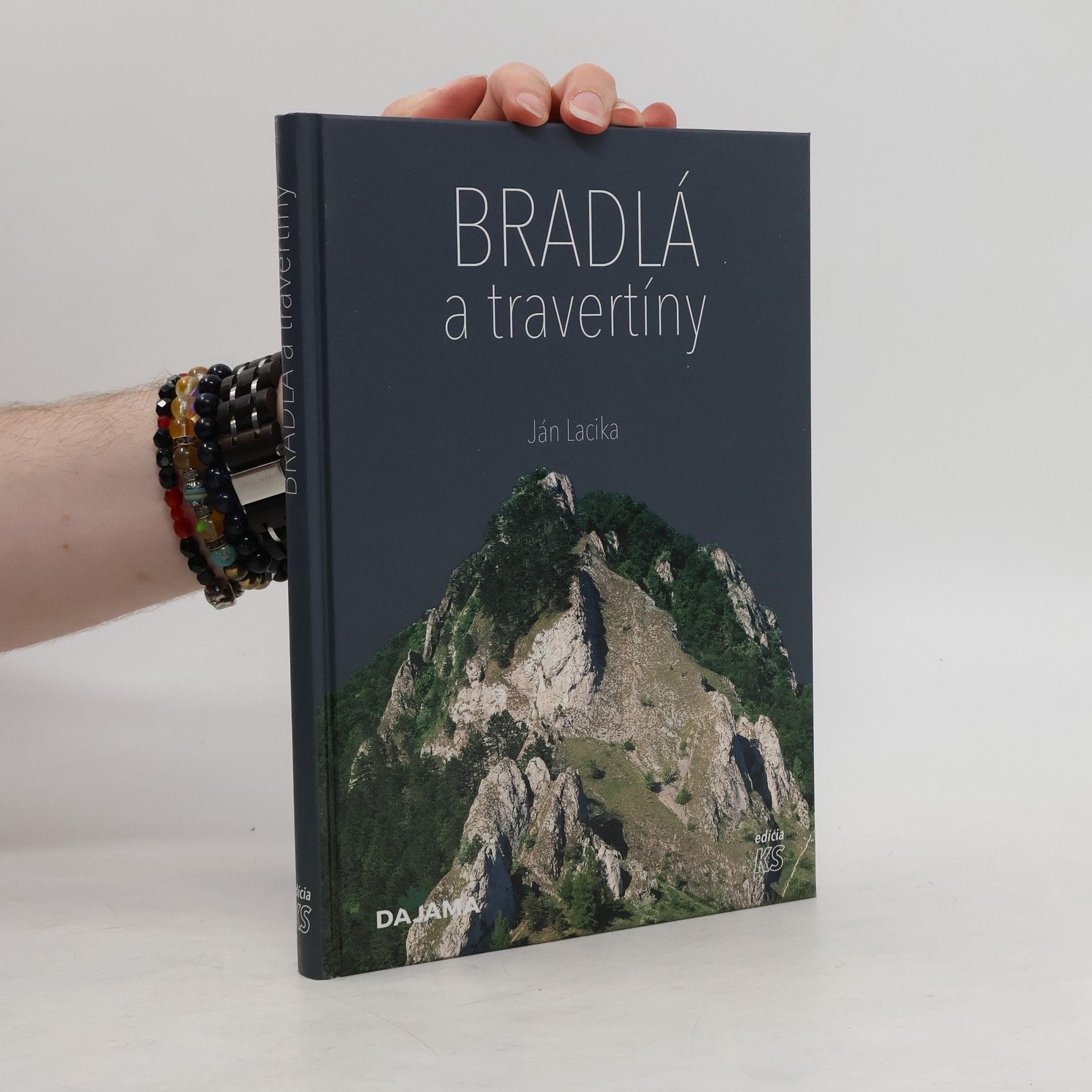 Ján Lacika Bradlá a travertíny