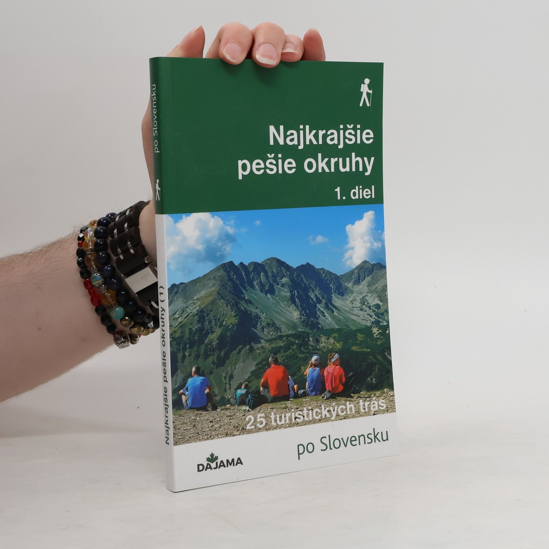 Daniel Kollár Najkrajšie pešie okruhy 1. diel