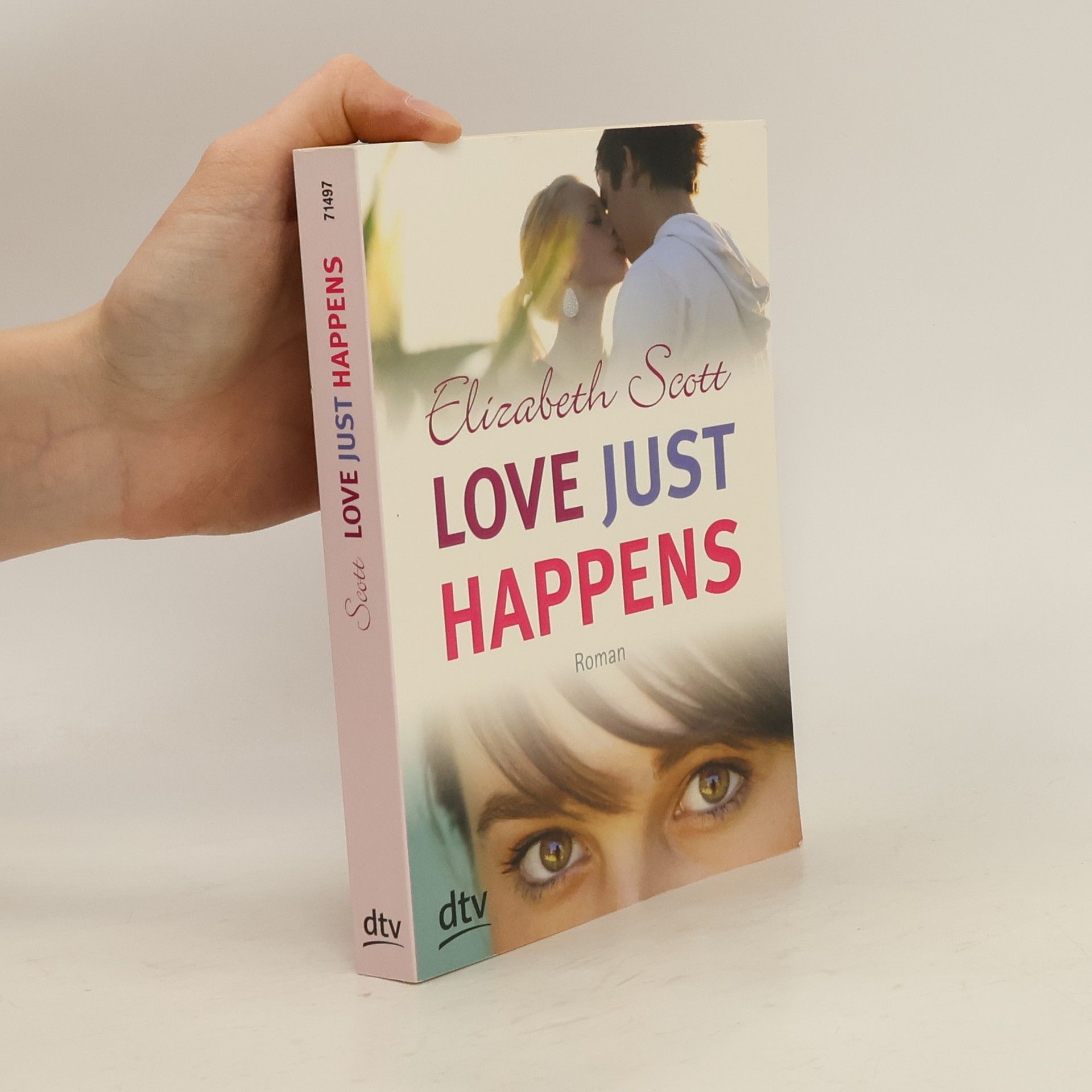 Elizabeth Scott Love Just Happens