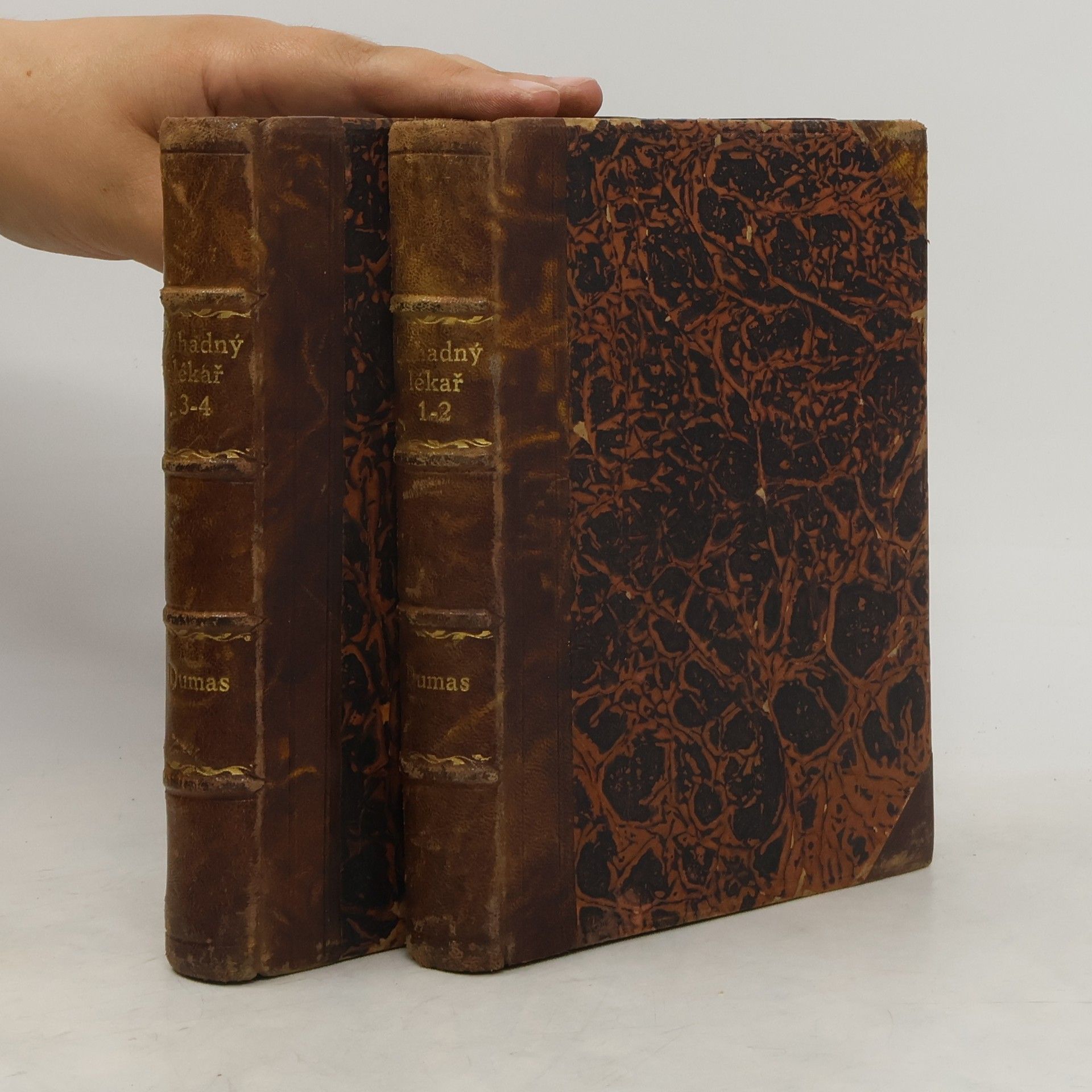 Alexandre Dumas starší Záhadný lékař 1-4 (2 svazky)