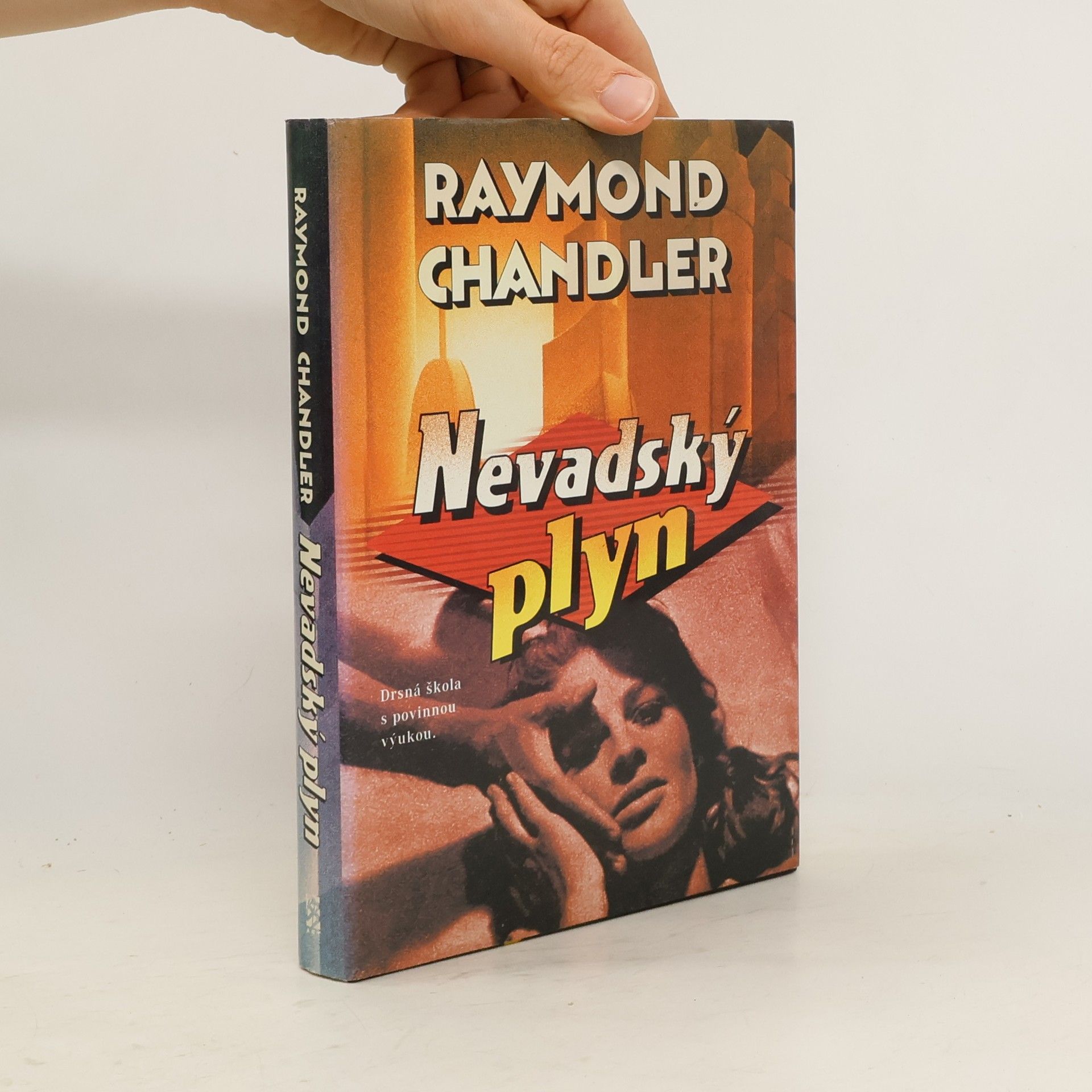 Raymond Chandler Nevadský plyn