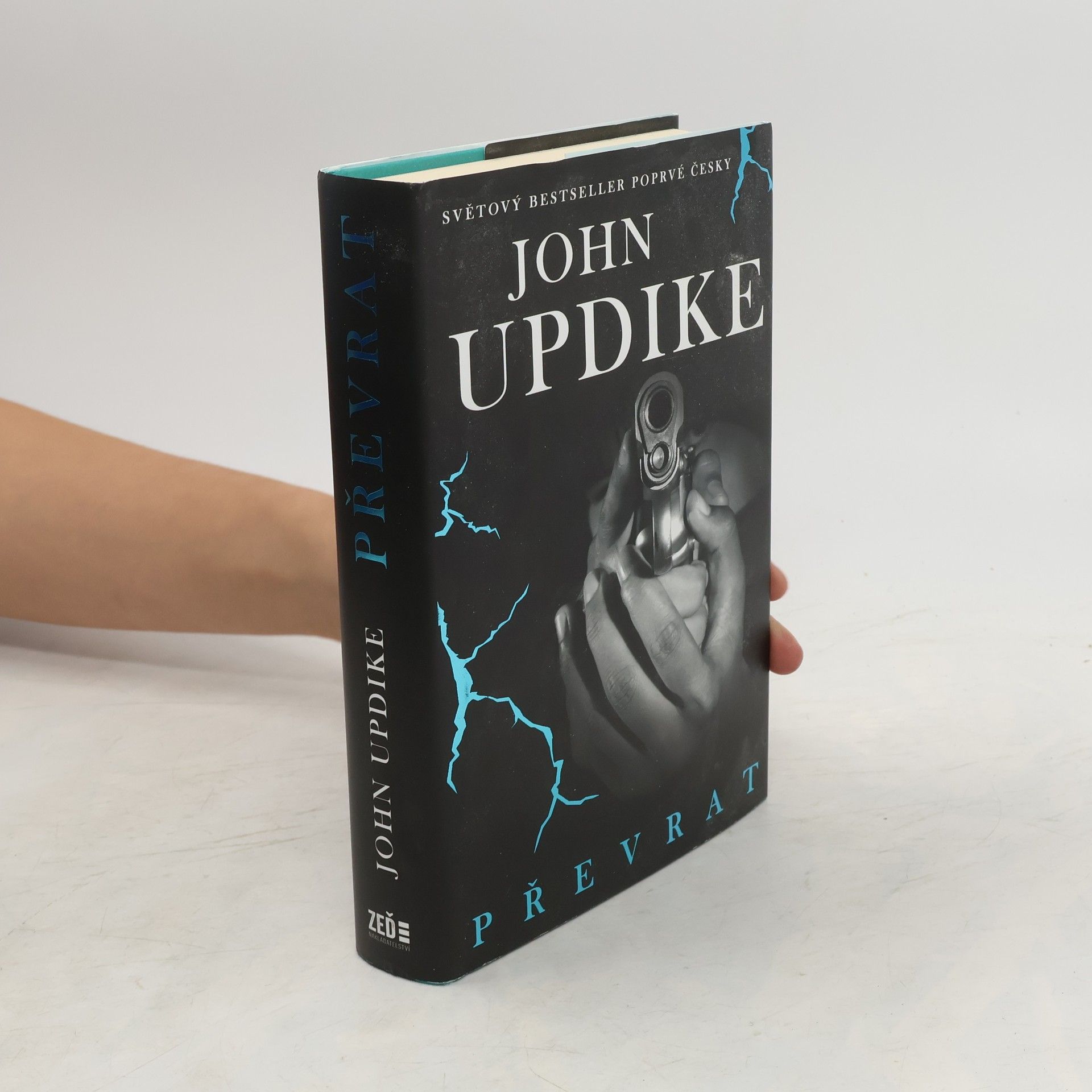 John Updike Převrat
