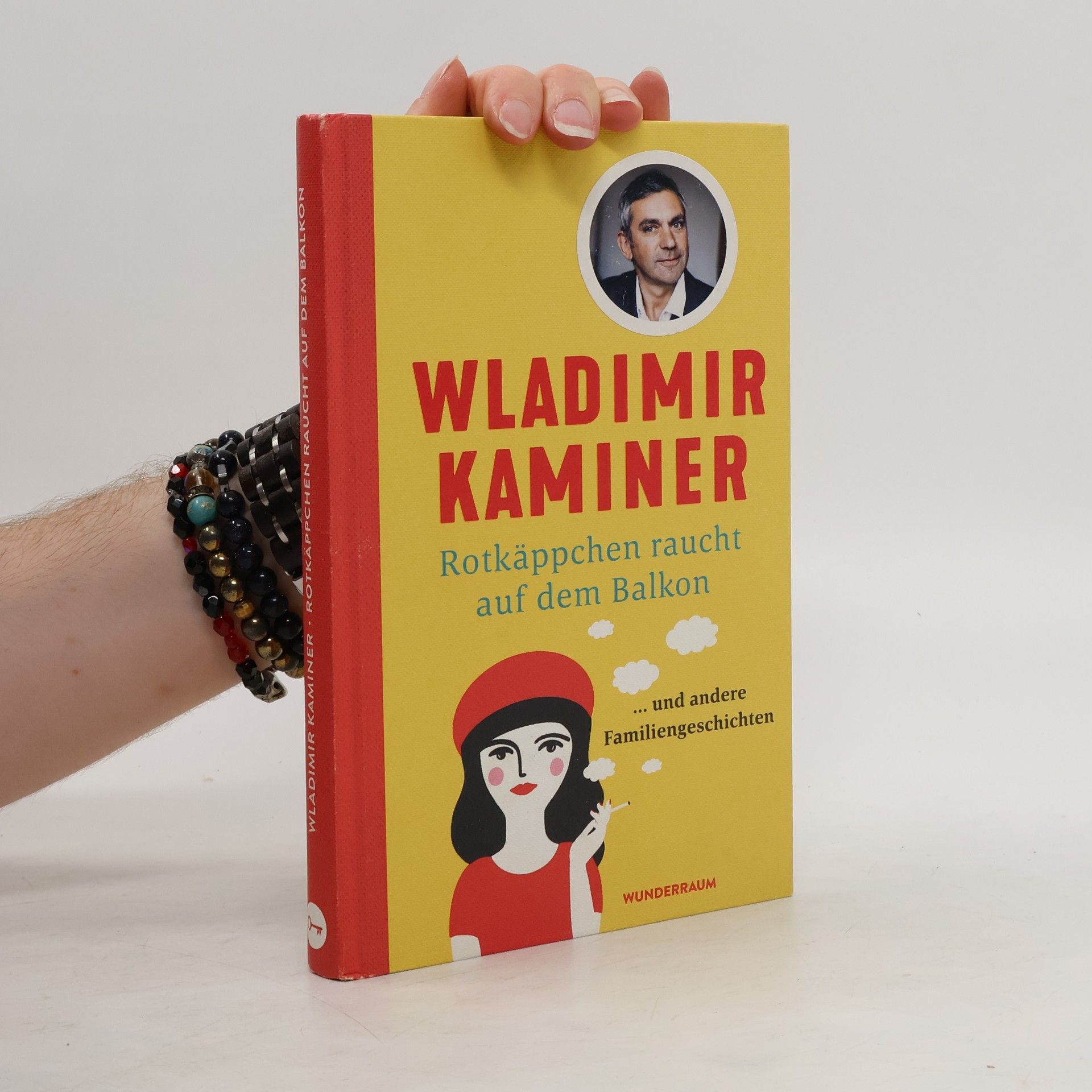 Wladimir Kaminer Rotkäppchen raucht auf dem Balkon
