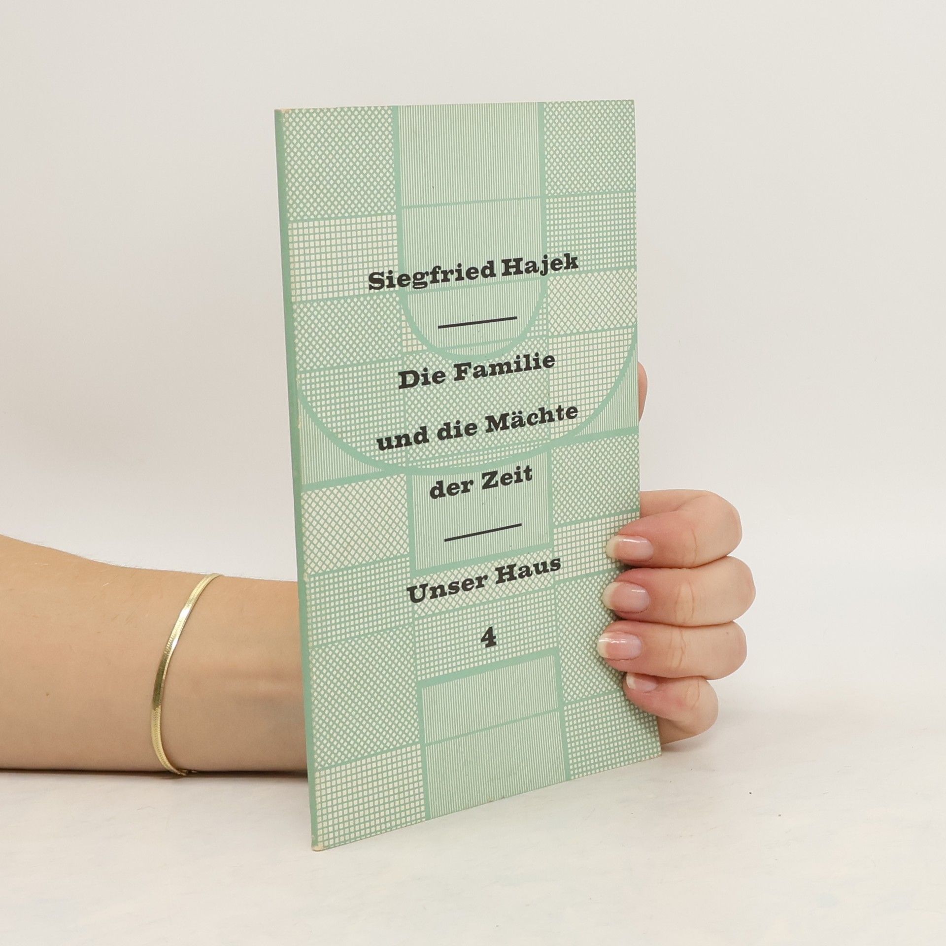 Die Familie und die Mächte der Zeit