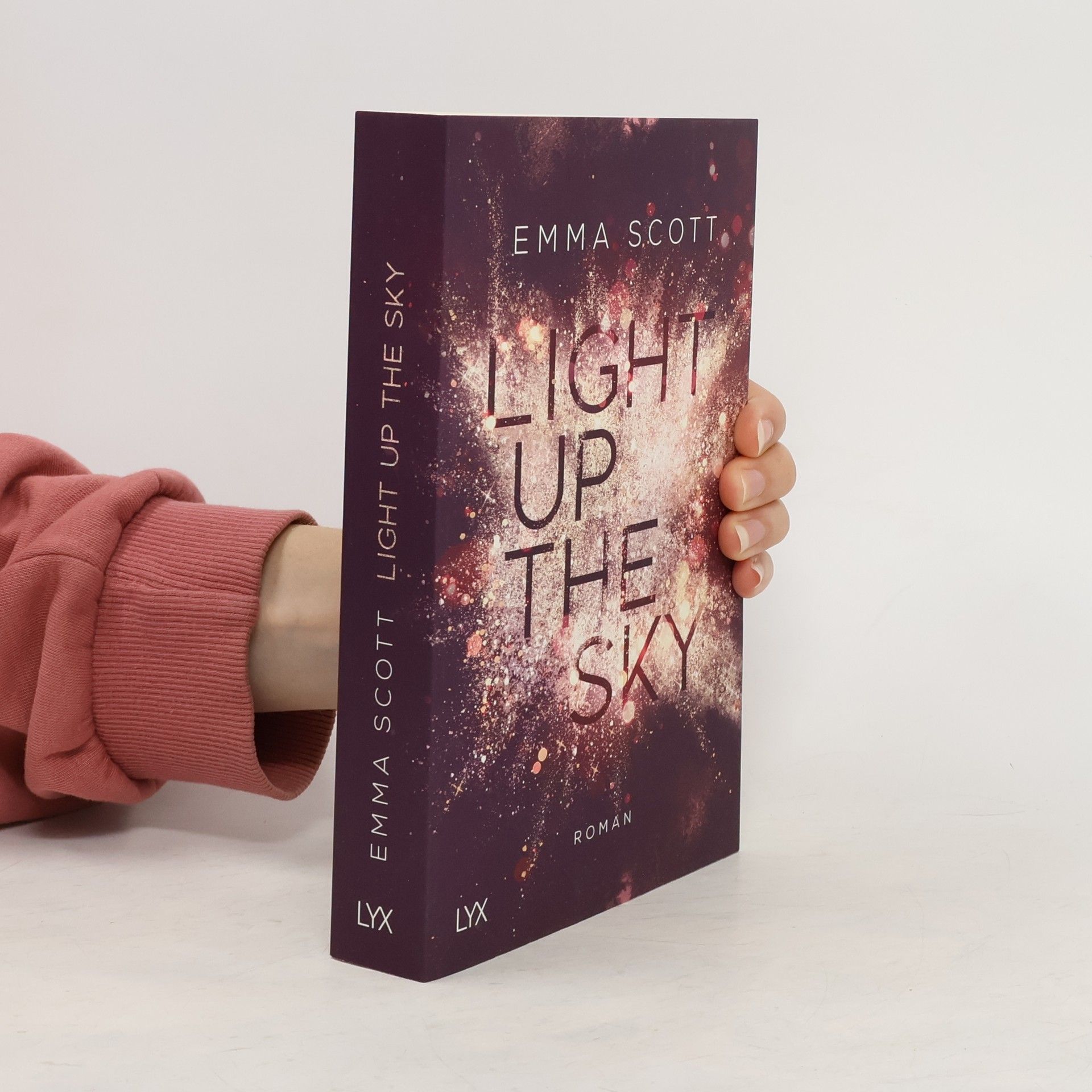 Emma Scott Light up the Sky