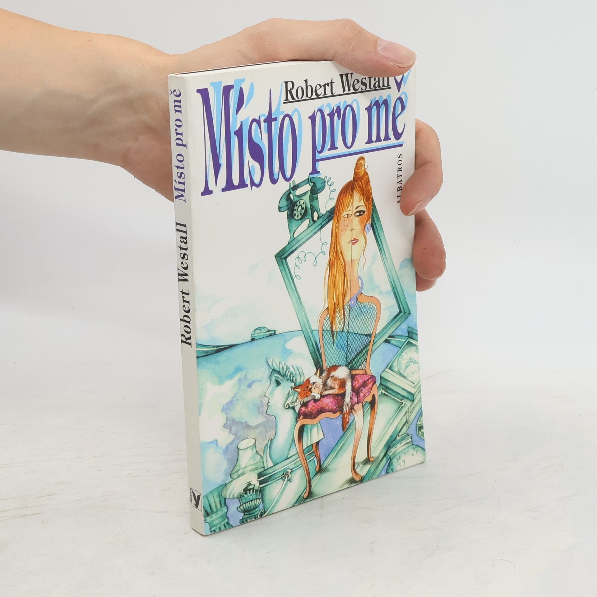 Robert Westall Místo pro mě (vzadu u hřbetu porozlepená vazba - viz foto)