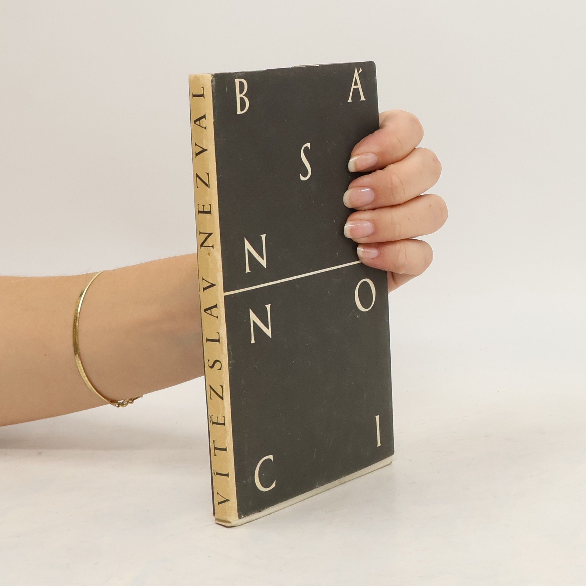 Vítězslav Nezval Básně noci