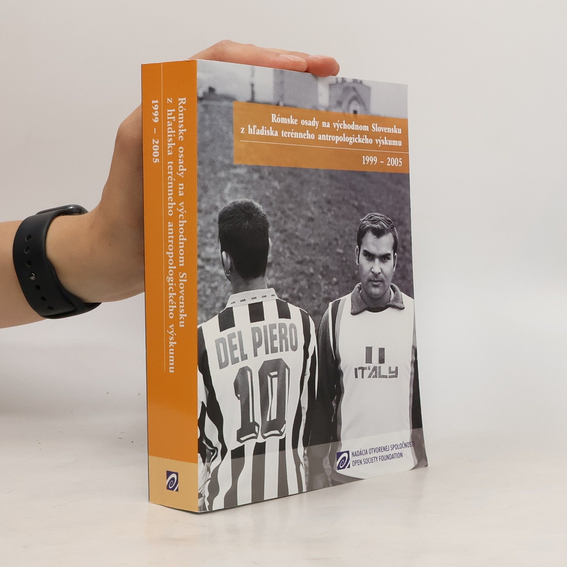 Marek Jakoubek Rómske osady na východnom Slovensku z hľadiska terénneho antropologického výskumu 1999-2005